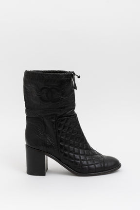 Crumpled Calfskin Quilted Cap Toe Short Boots