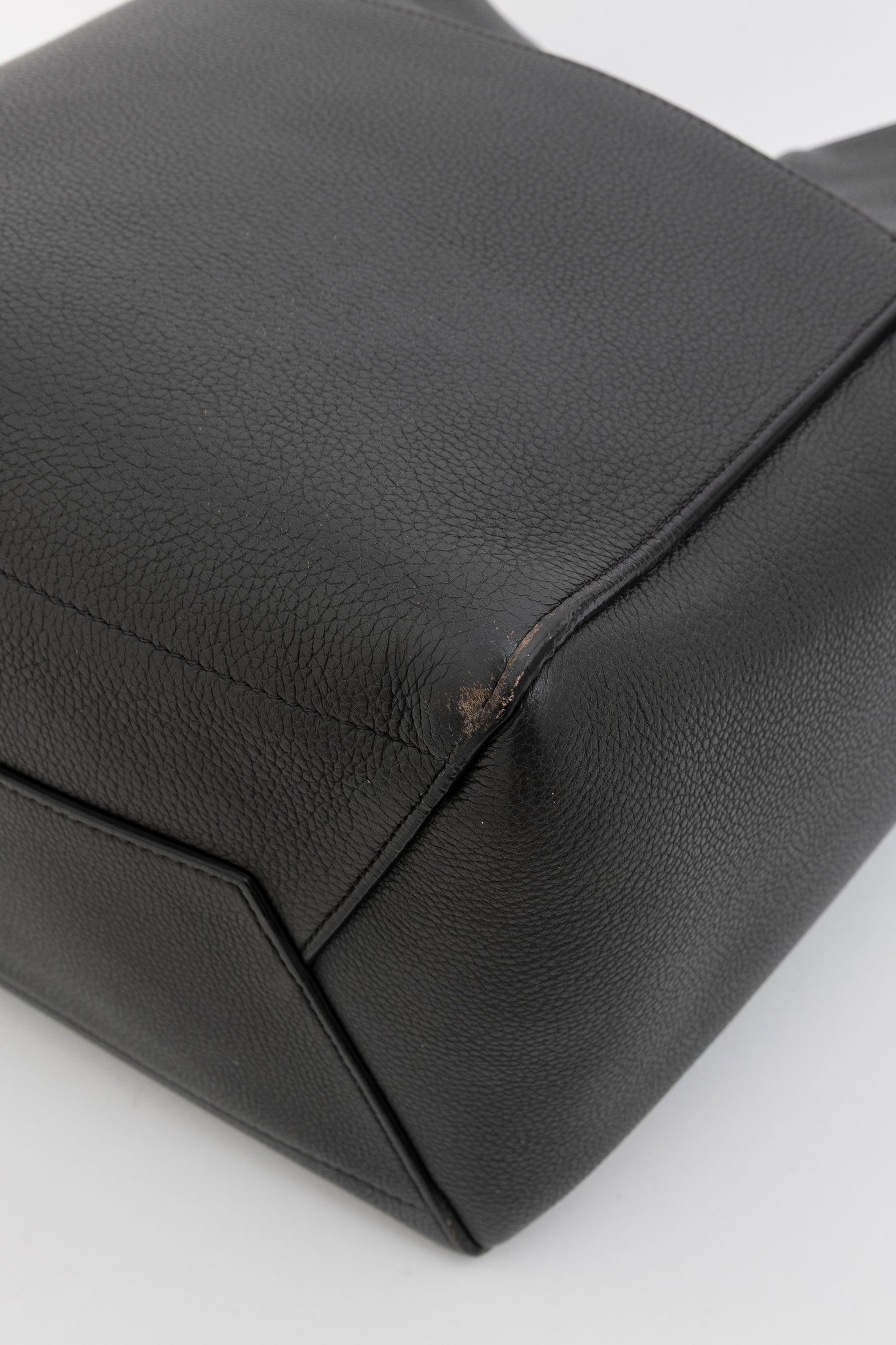 Sangle Bucket Bag