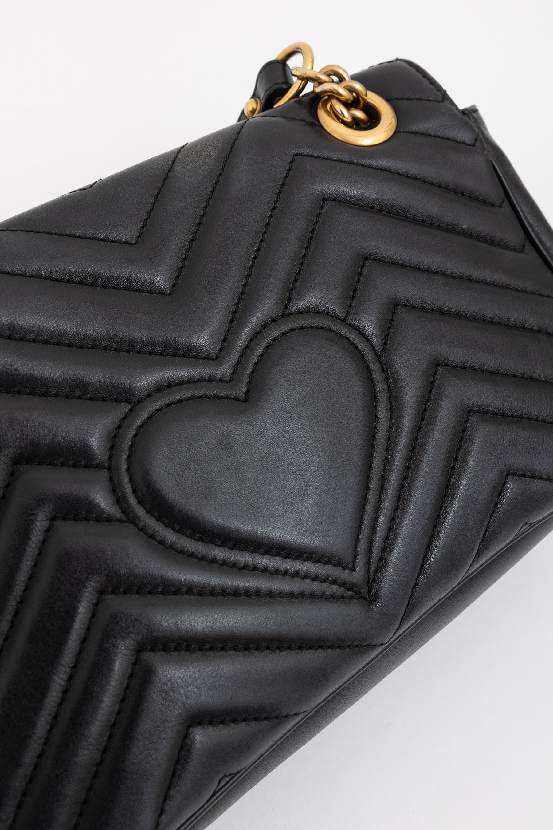GG Marmont Small Shoulder Bag