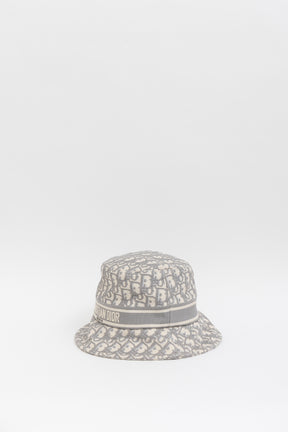 Oblique Small Brim Bucket Hat