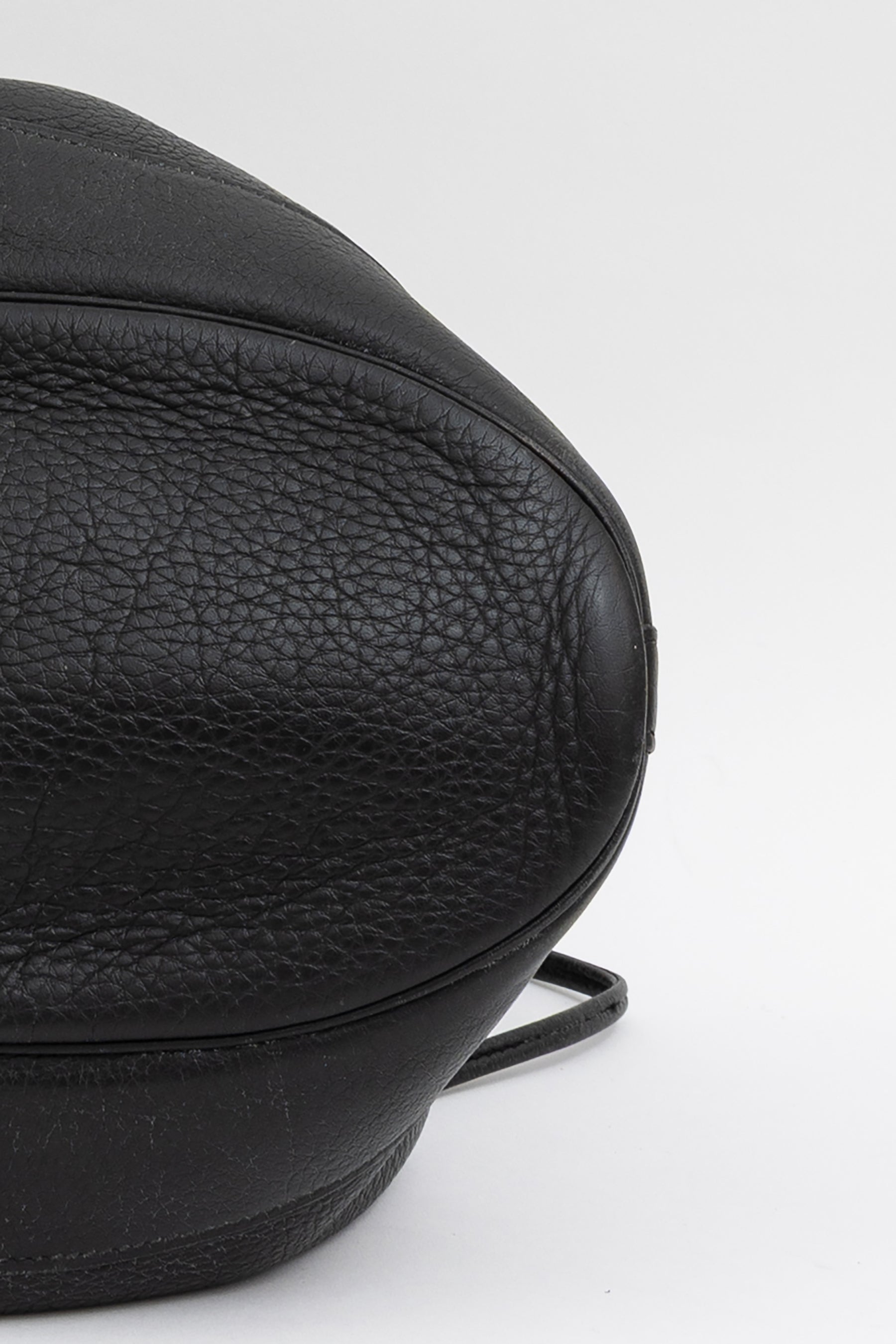 Market GM Bucket Bag