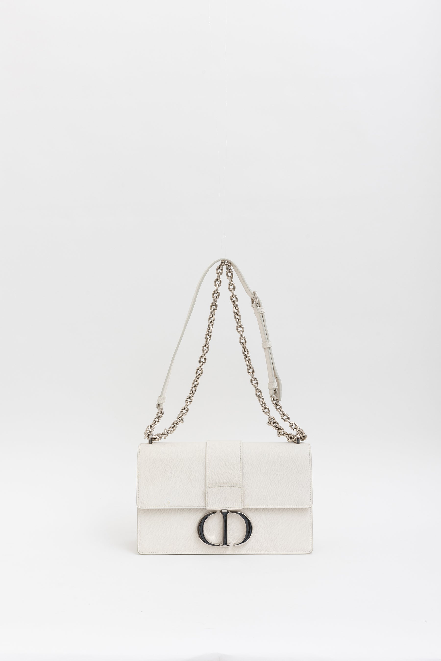 30 Montaigne Chain Flap Bag