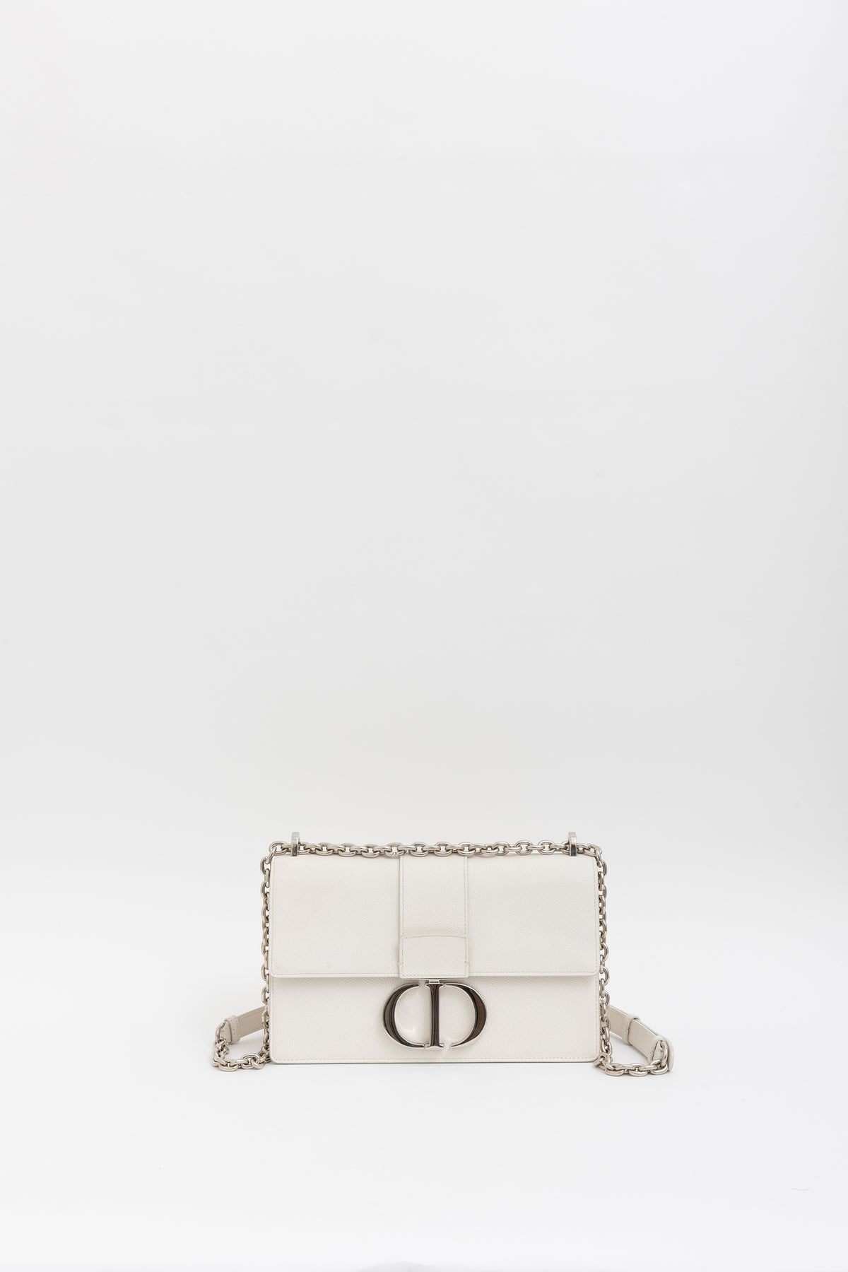 30 Montaigne Chain Flap Bag