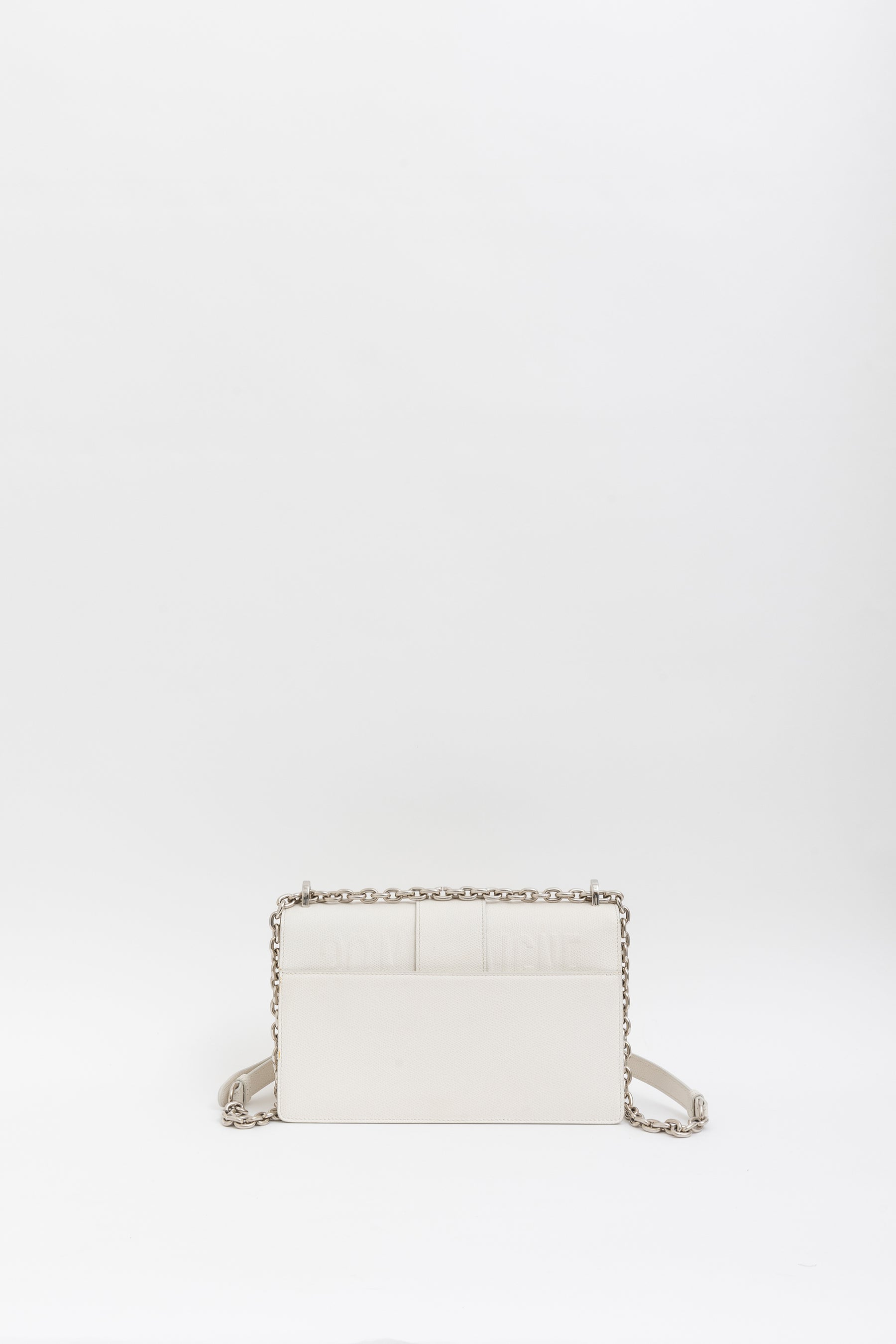 30 Montaigne Chain Flap Bag