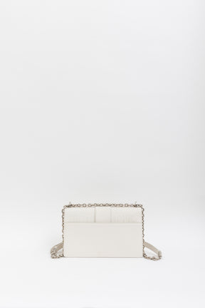 30 Montaigne Chain Flap Bag