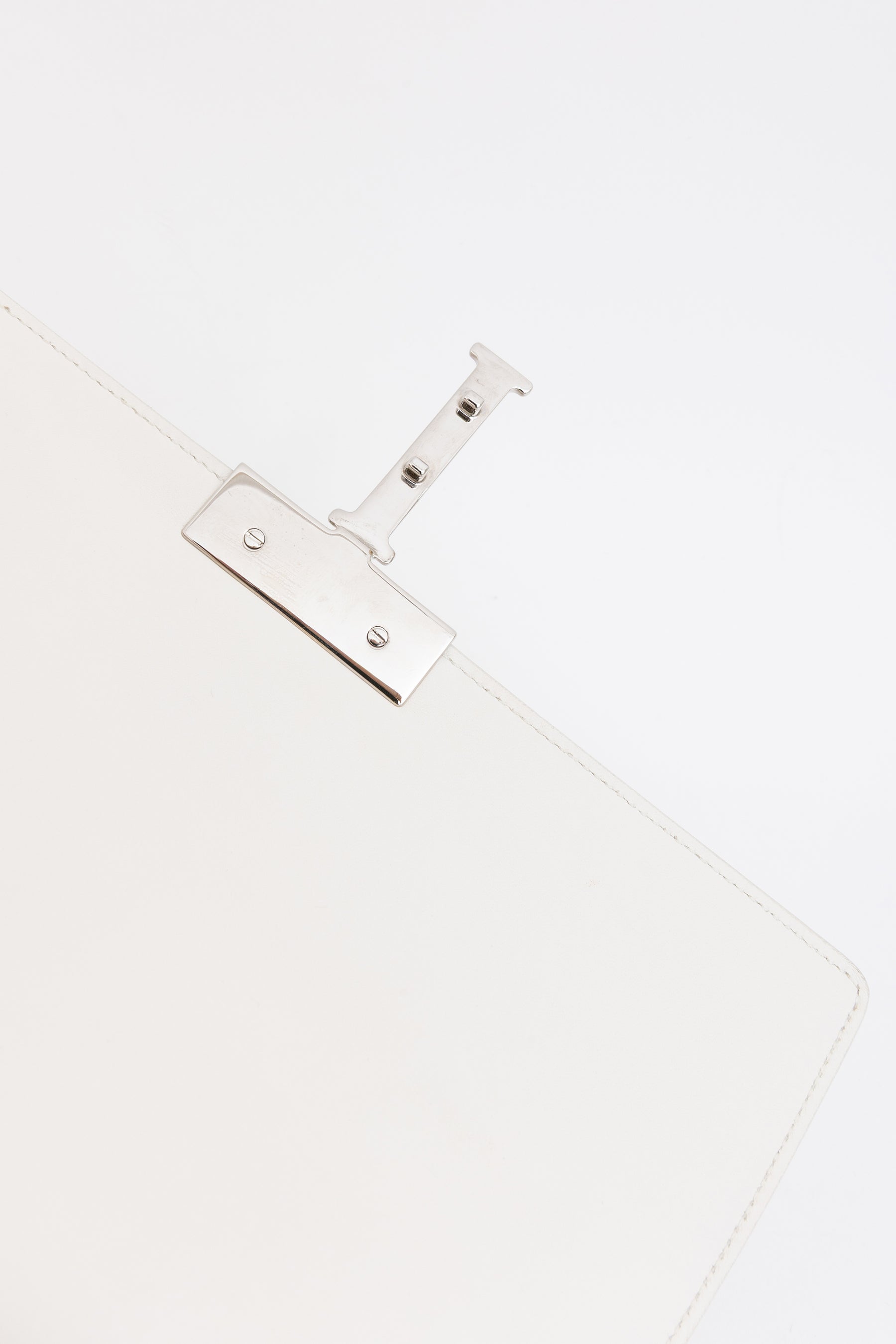 30 Montaigne Chain Flap Bag