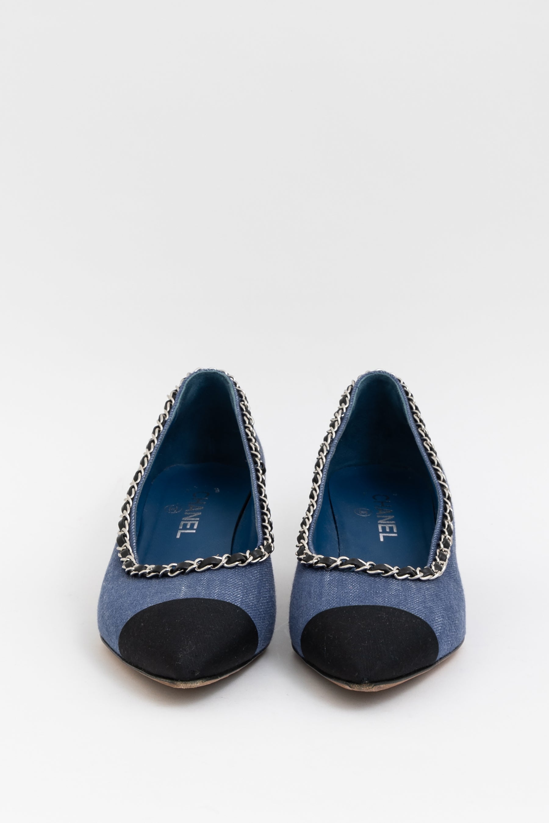 Chain Link Black Cap Toe Pumps