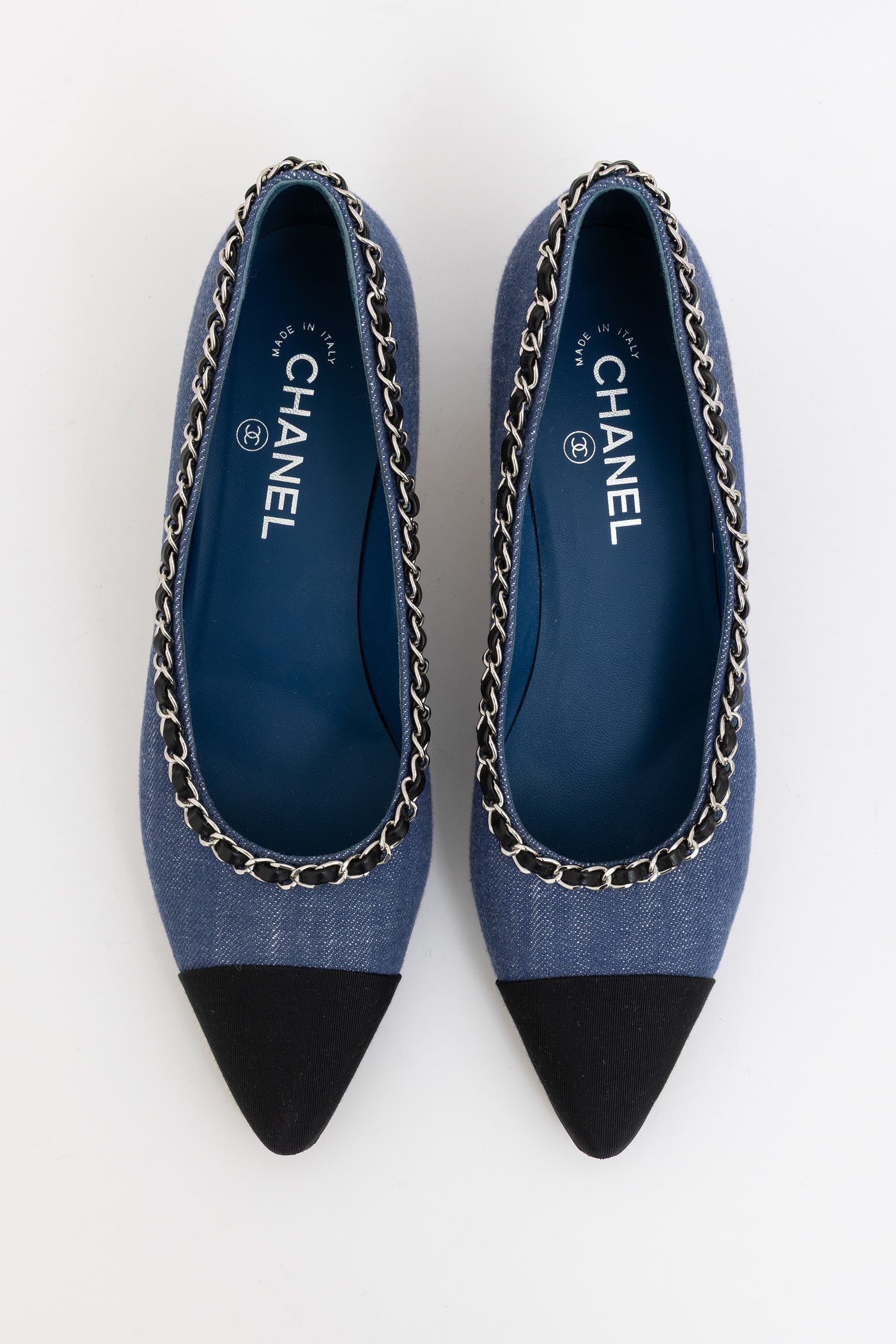 Chain Link Black Cap Toe Pumps