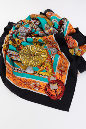 Le Songe De La Licorne Printed Silk Scarf