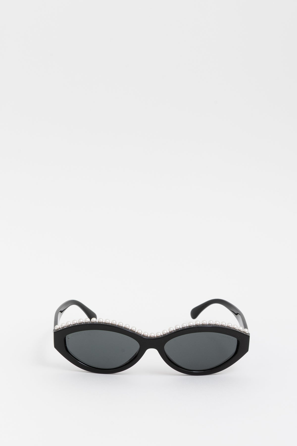Pearl Oval Sunglasses