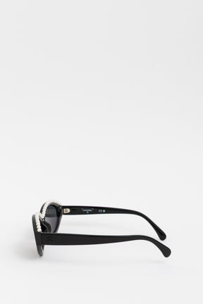 Pearl Oval Sunglasses