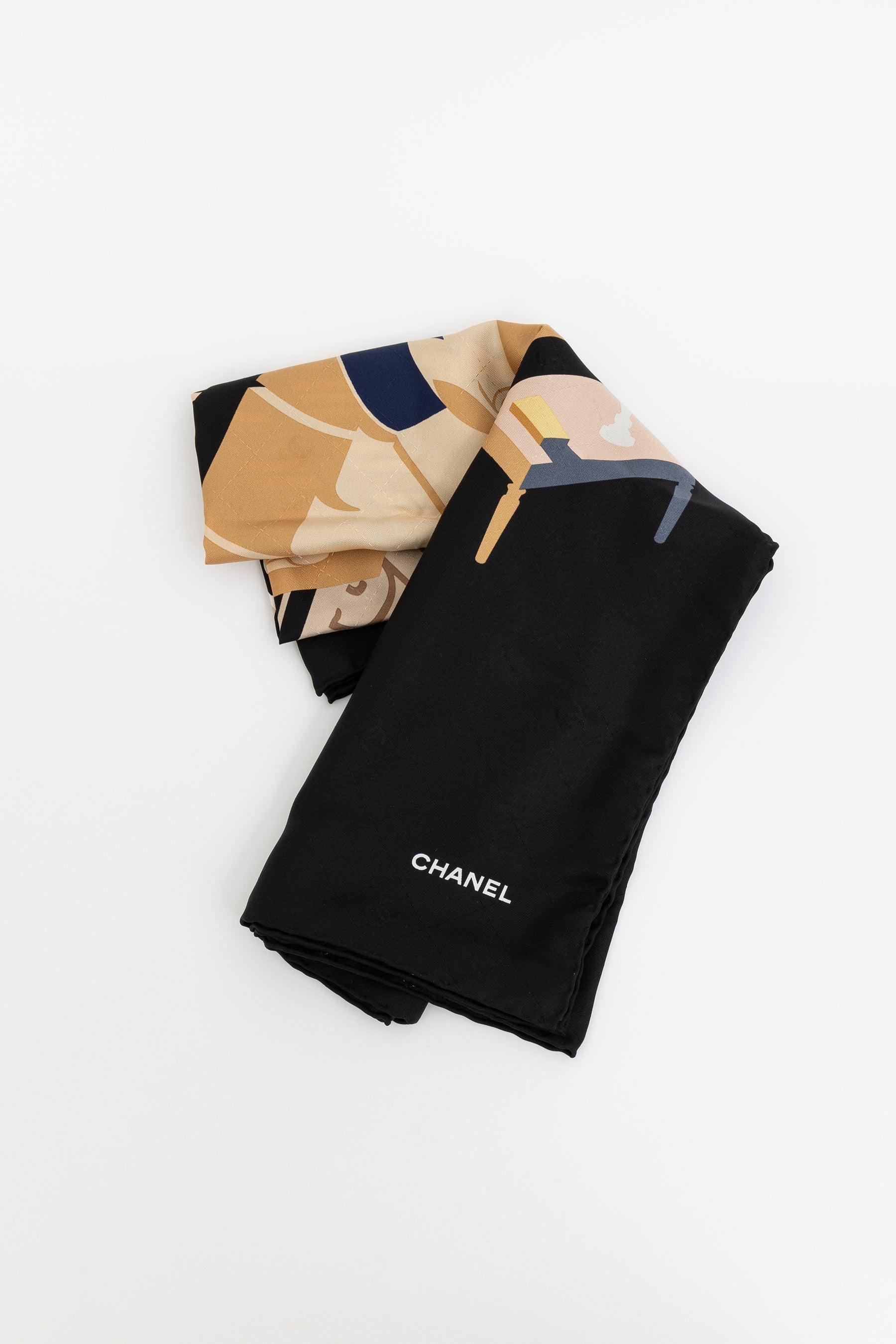 Coco's Apartment Interlocking CC Logo Scarf