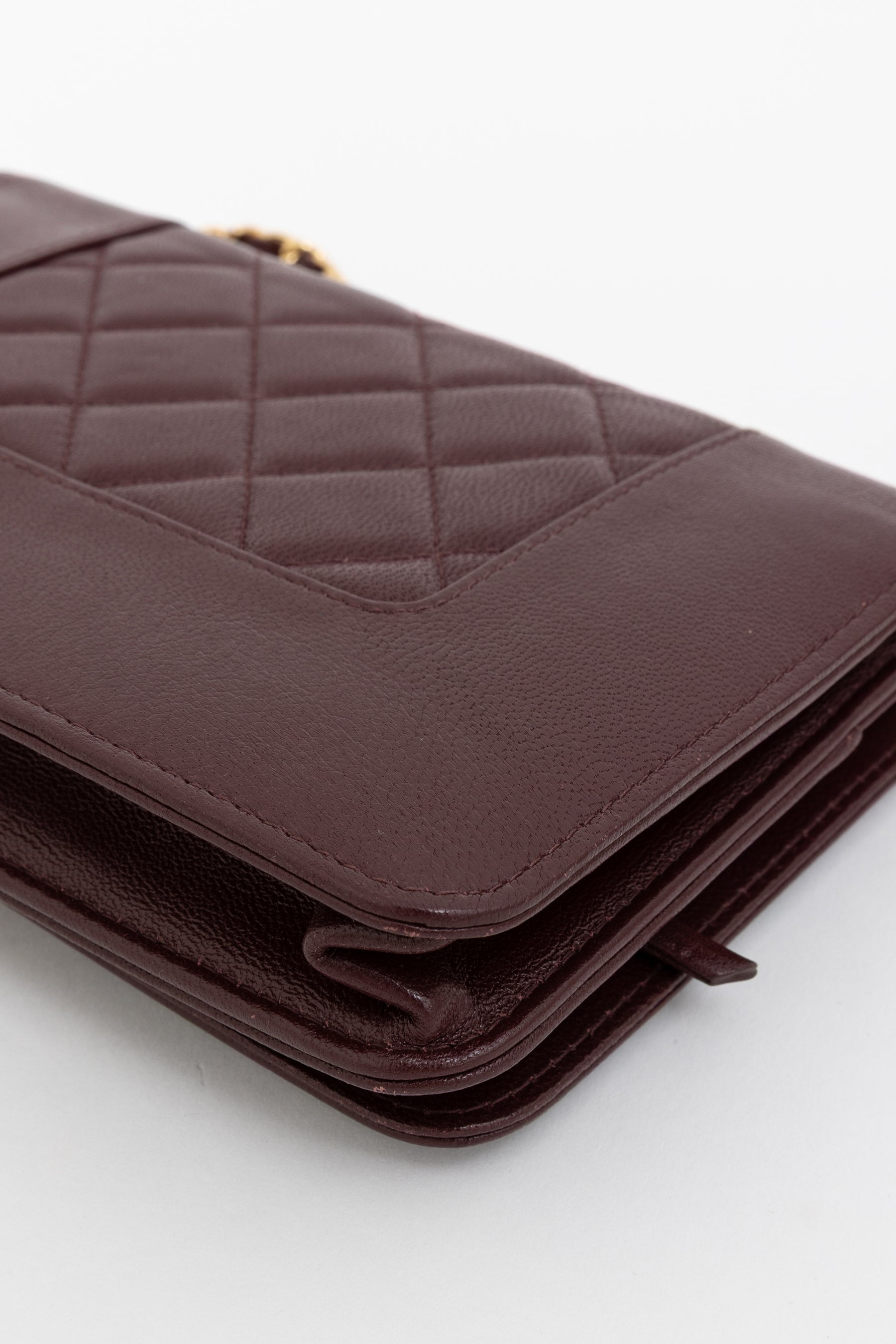 Mademoiselle Wallet on Chain