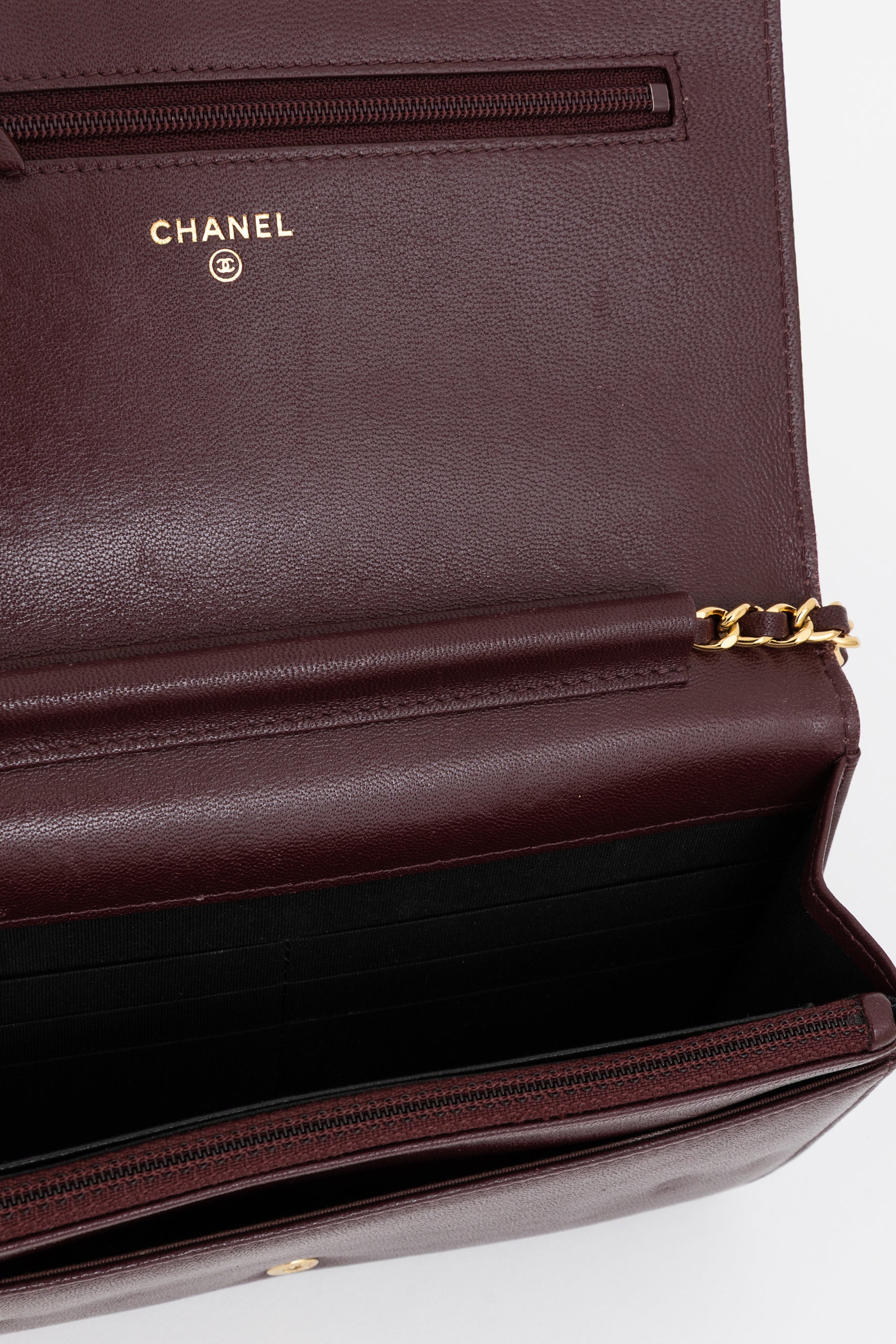 Mademoiselle Wallet on Chain