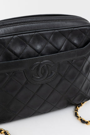 Matelassé Tassel Camera Bag