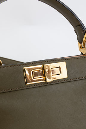 Peekaboo ISeeU Medium Bag