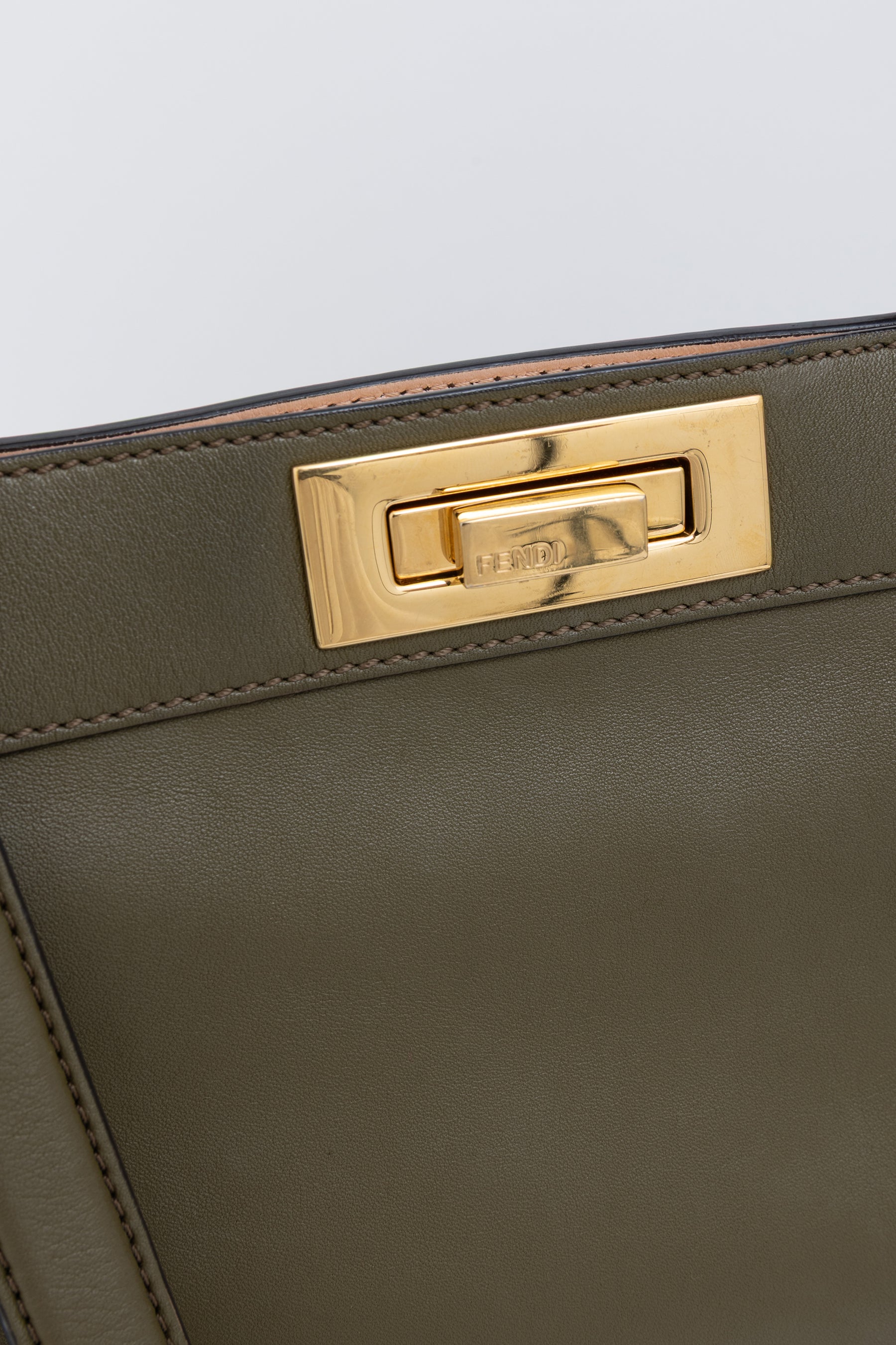 Peekaboo ISeeU Medium Bag
