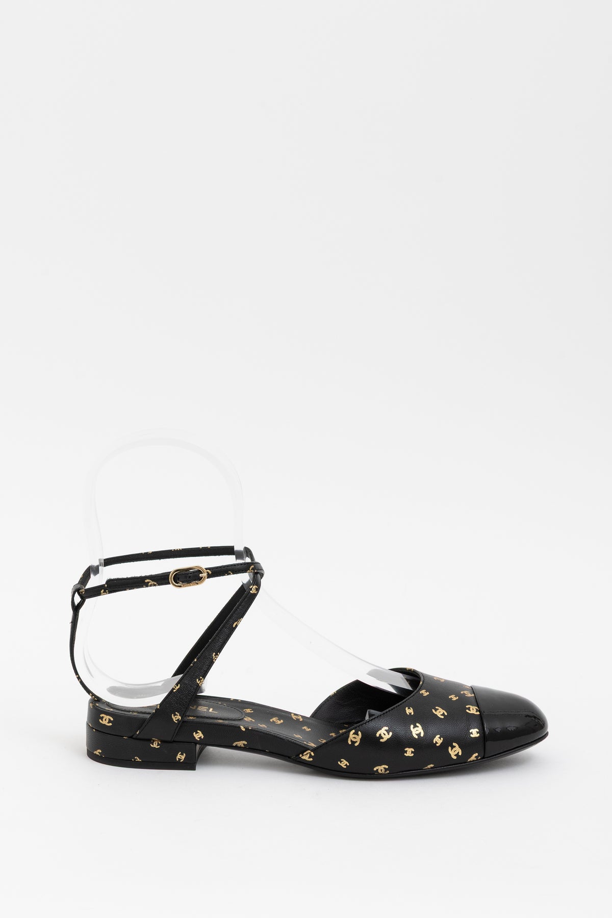 CC Logo Leather Flats