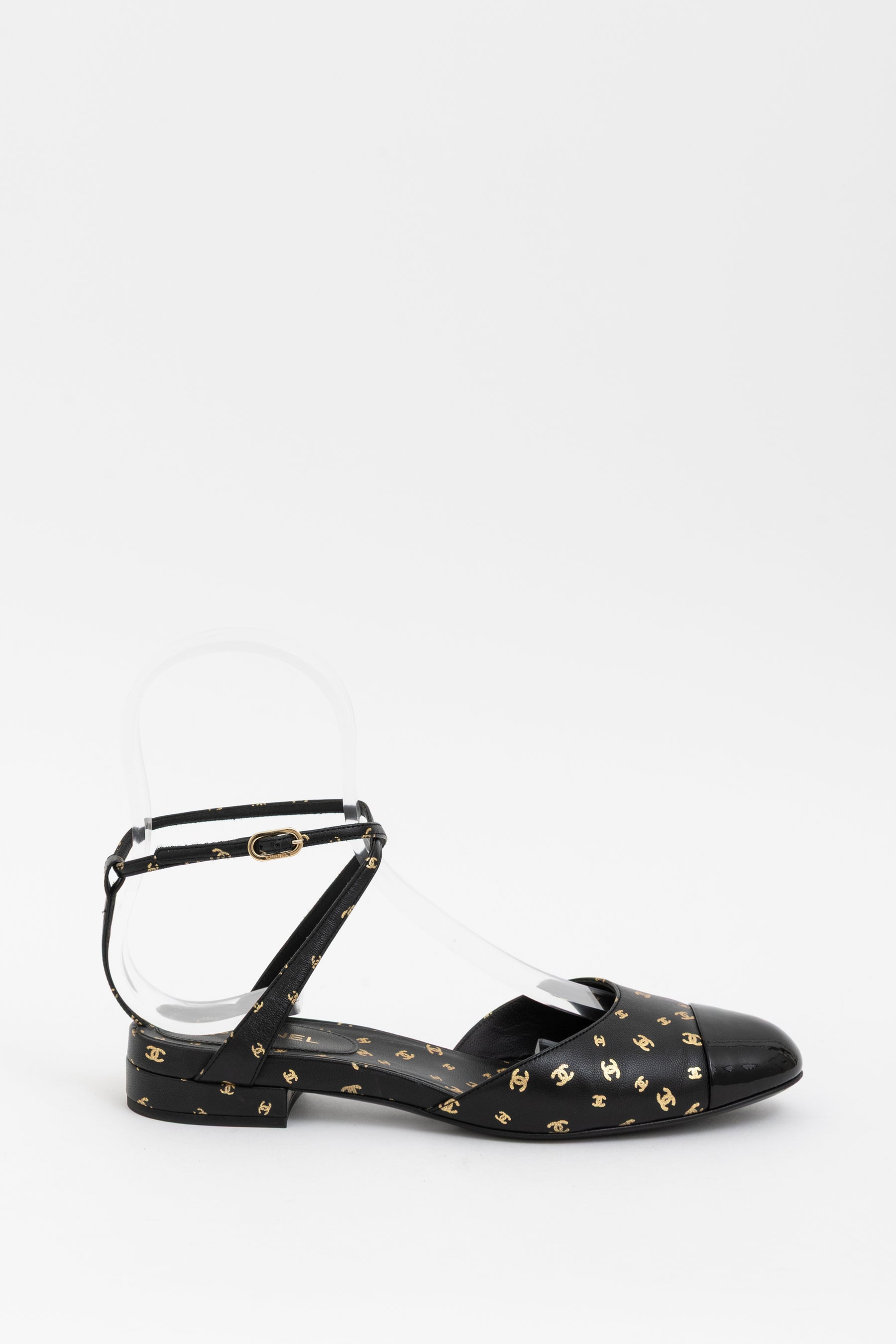 CC Logo Leather Flats