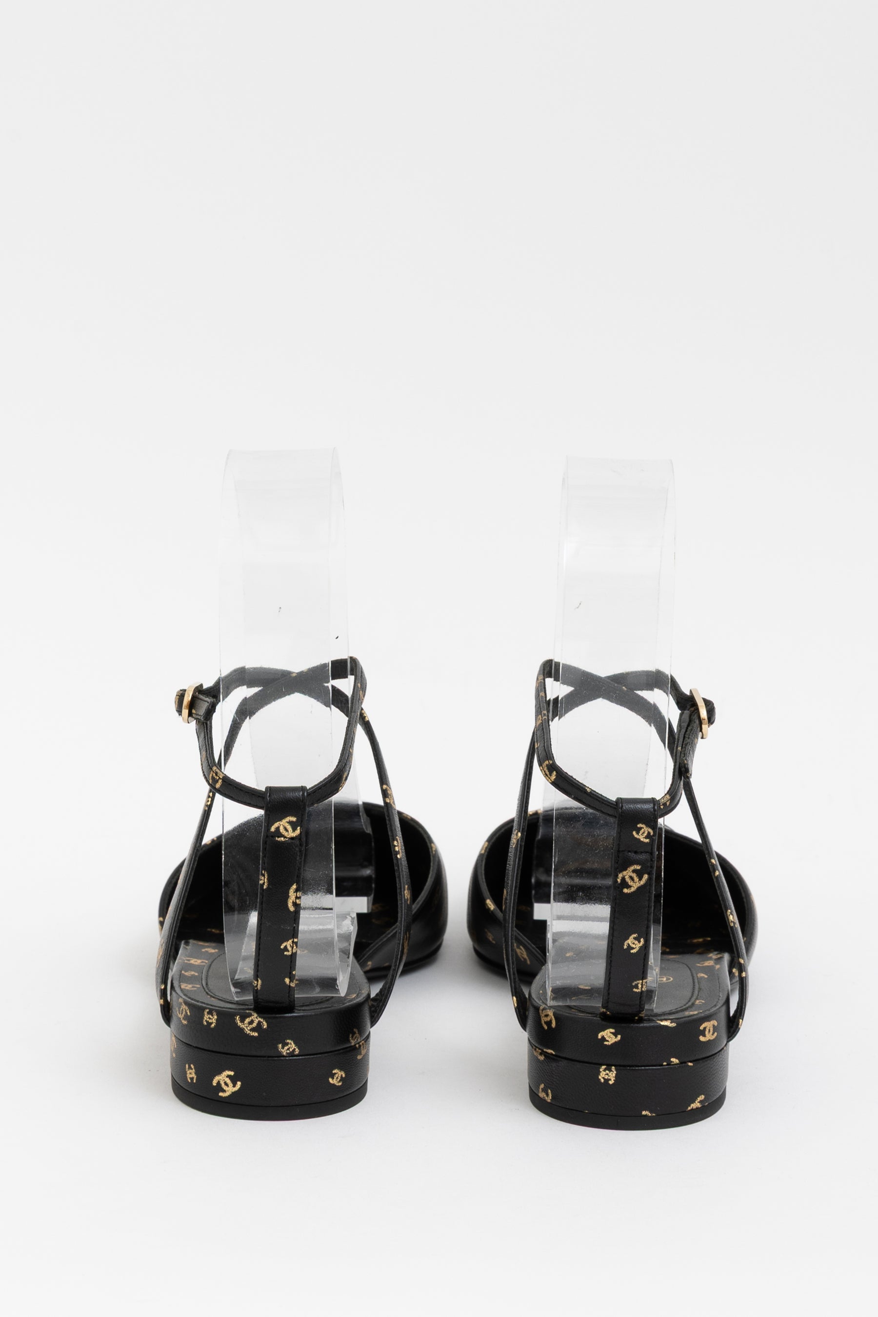 CC Logo Leather Flats