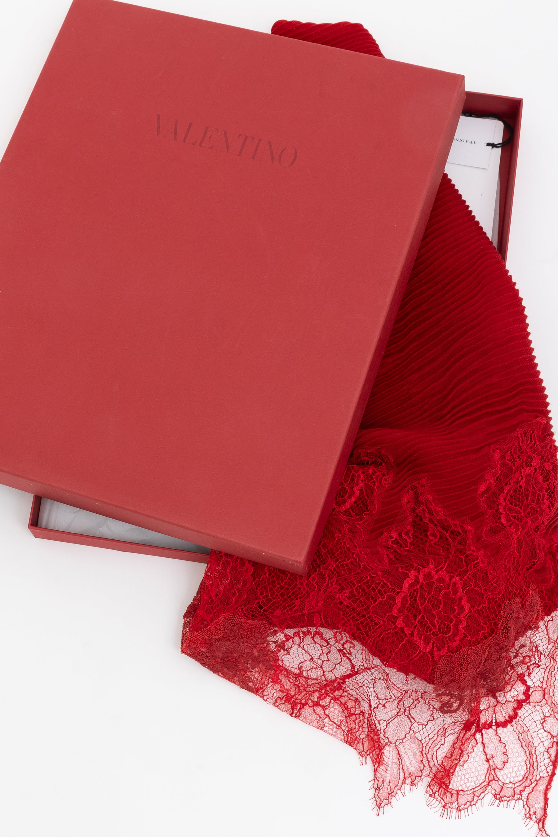 Pleated Lace Trim Scarf