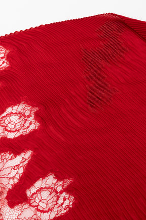 Pleated Lace Trim Scarf