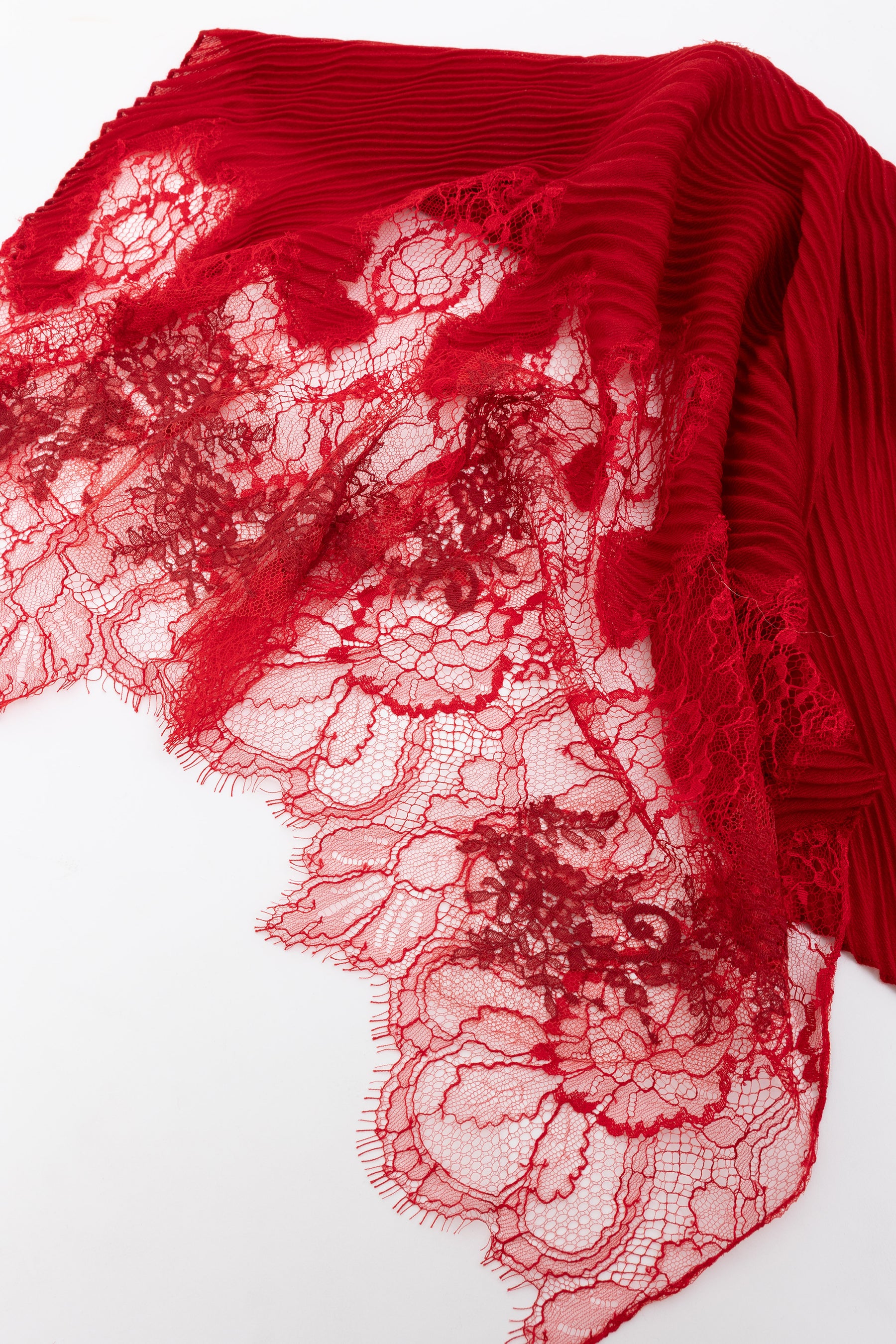 Pleated Lace Trim Scarf