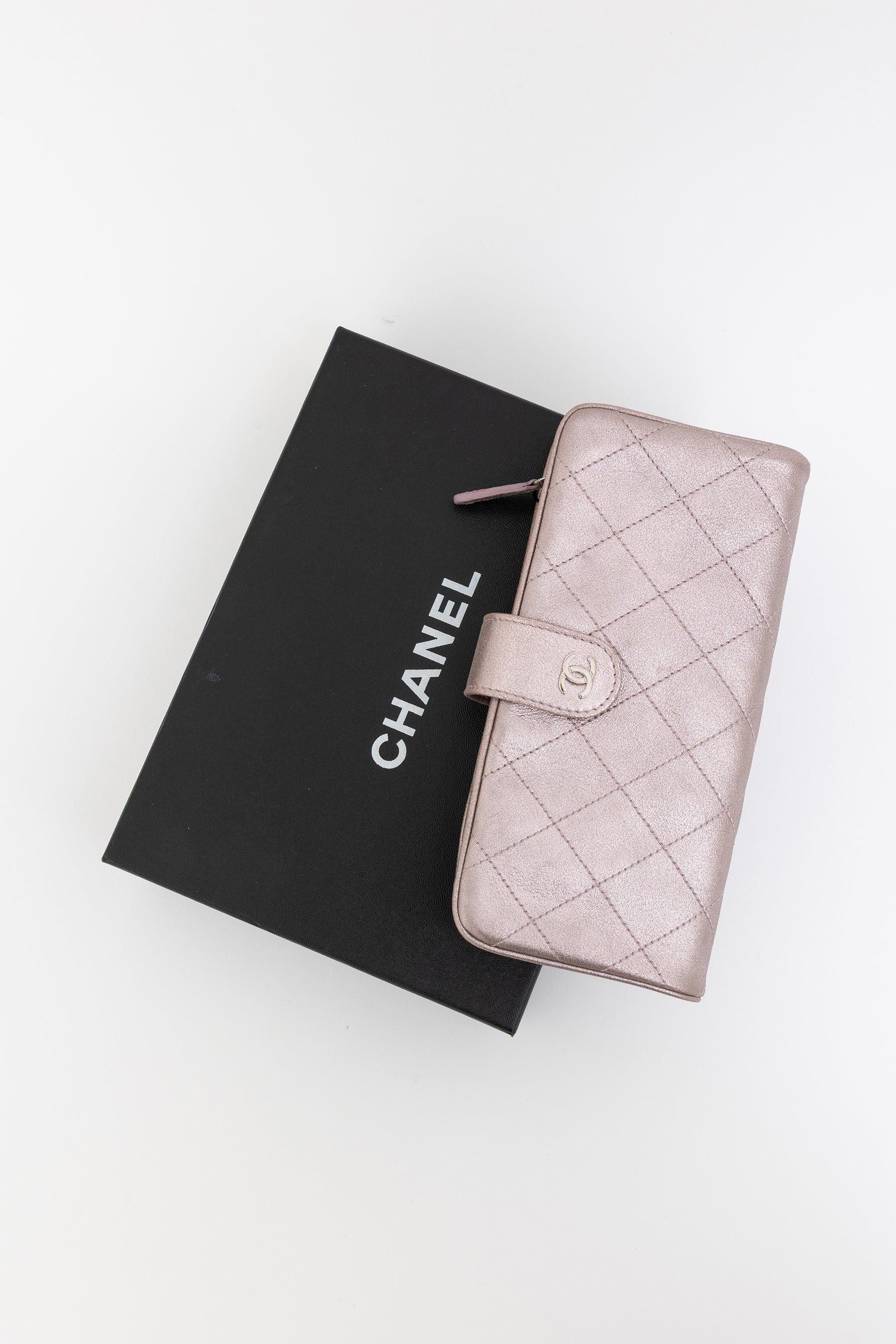 Metallic Long Matelassé Wallet