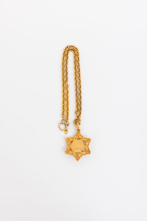 Star Pendant Necklace