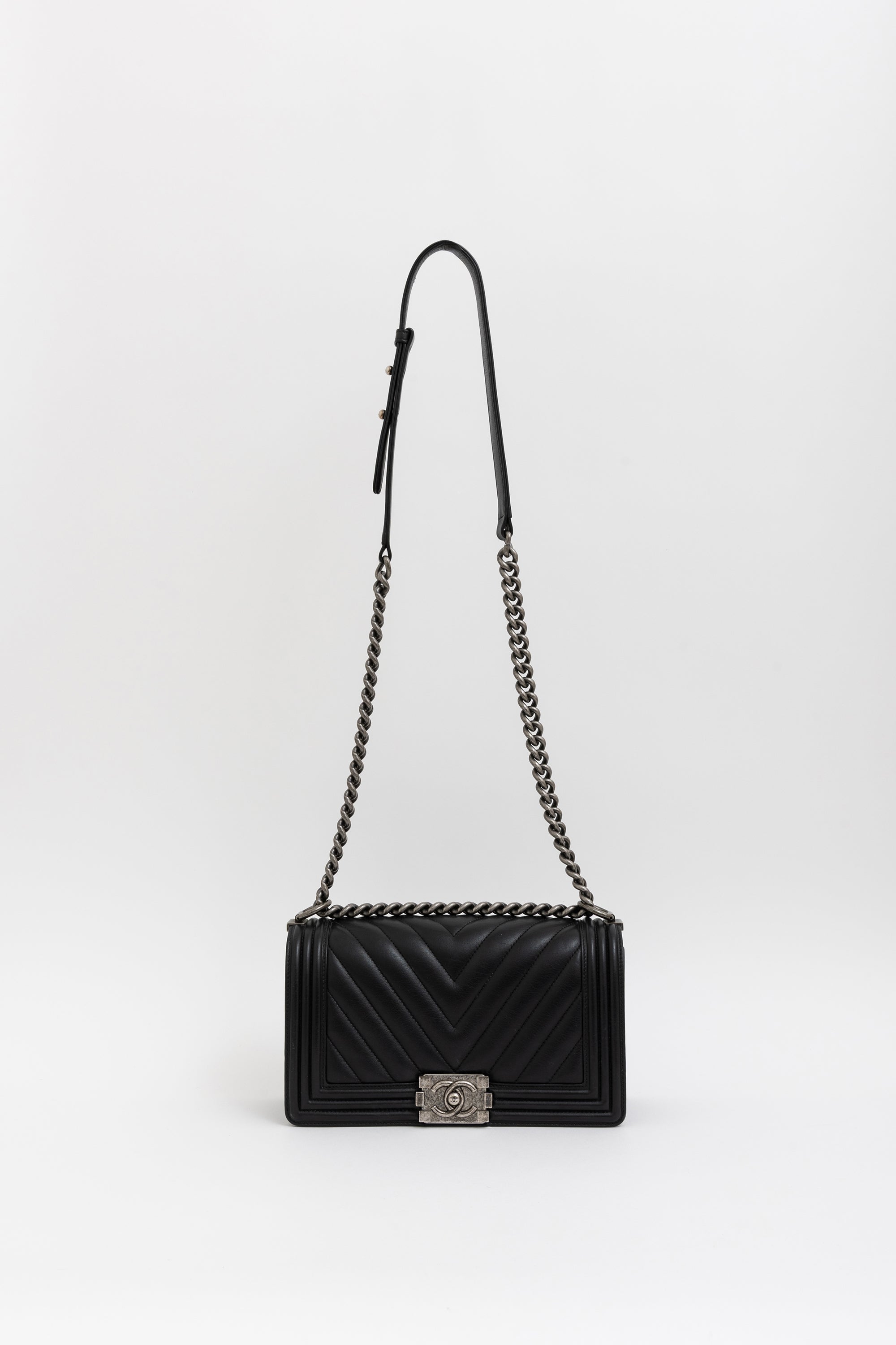 Chevron Quilted Medium Boy Bag