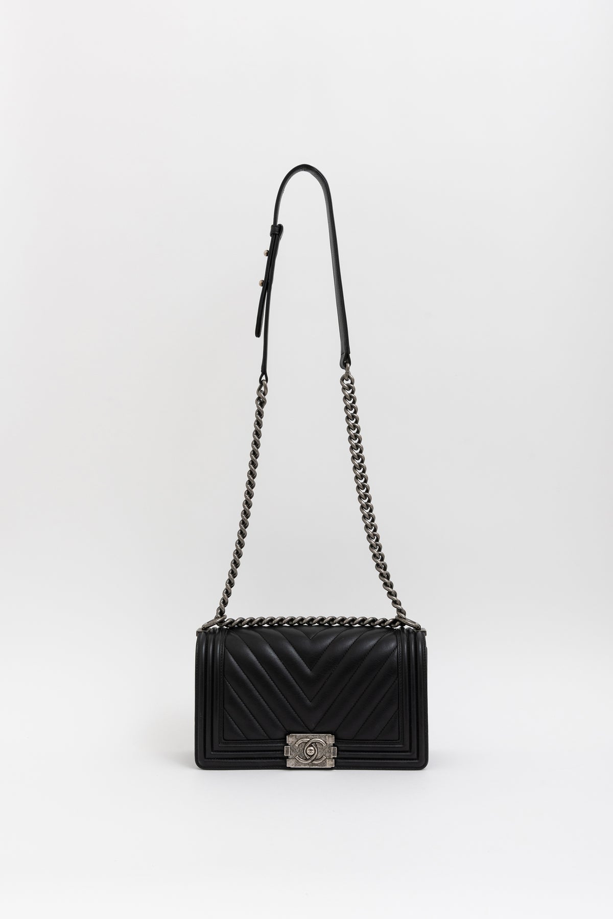 Chevron Quilted Medium Boy Bag