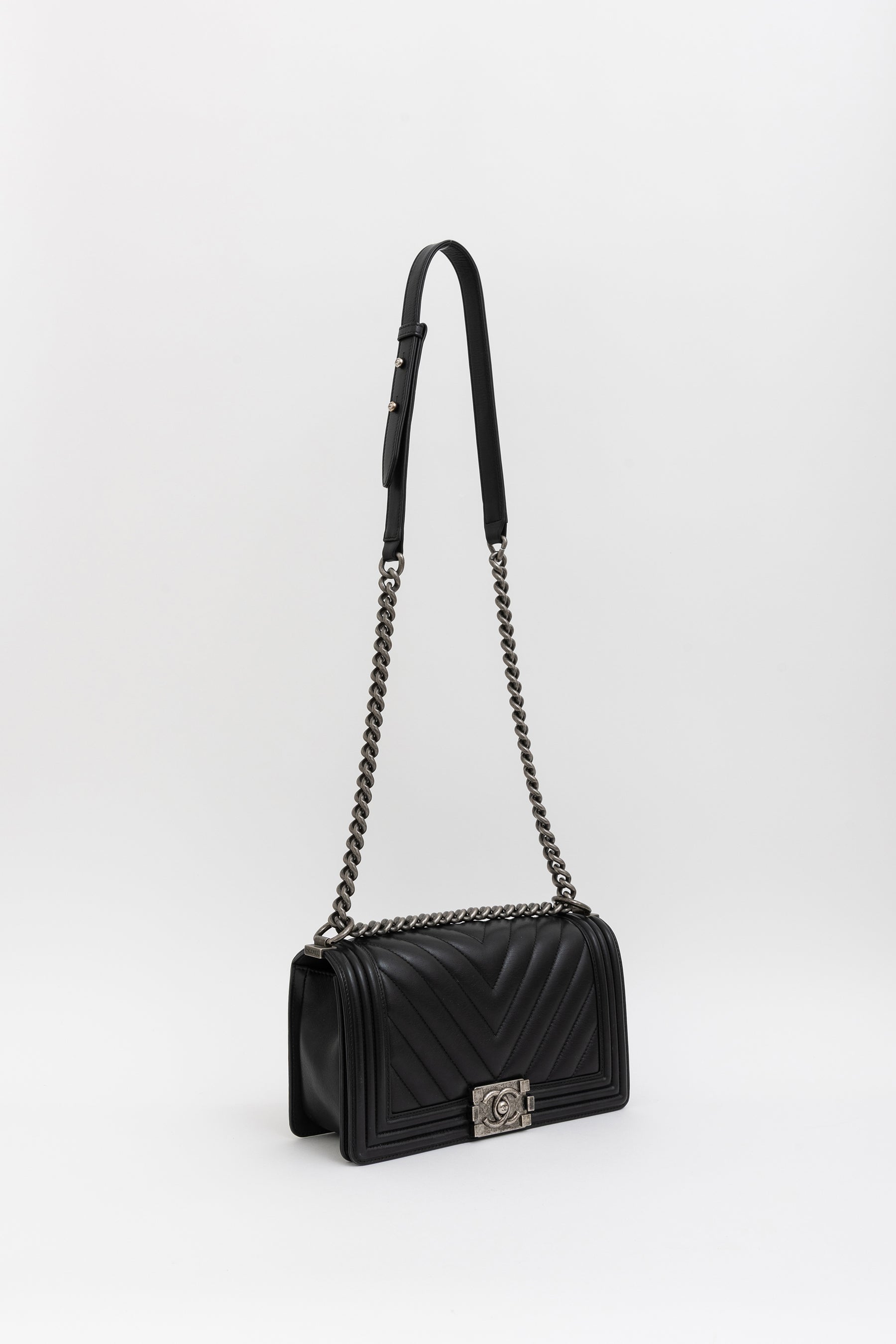 Chevron Quilted Medium Boy Bag