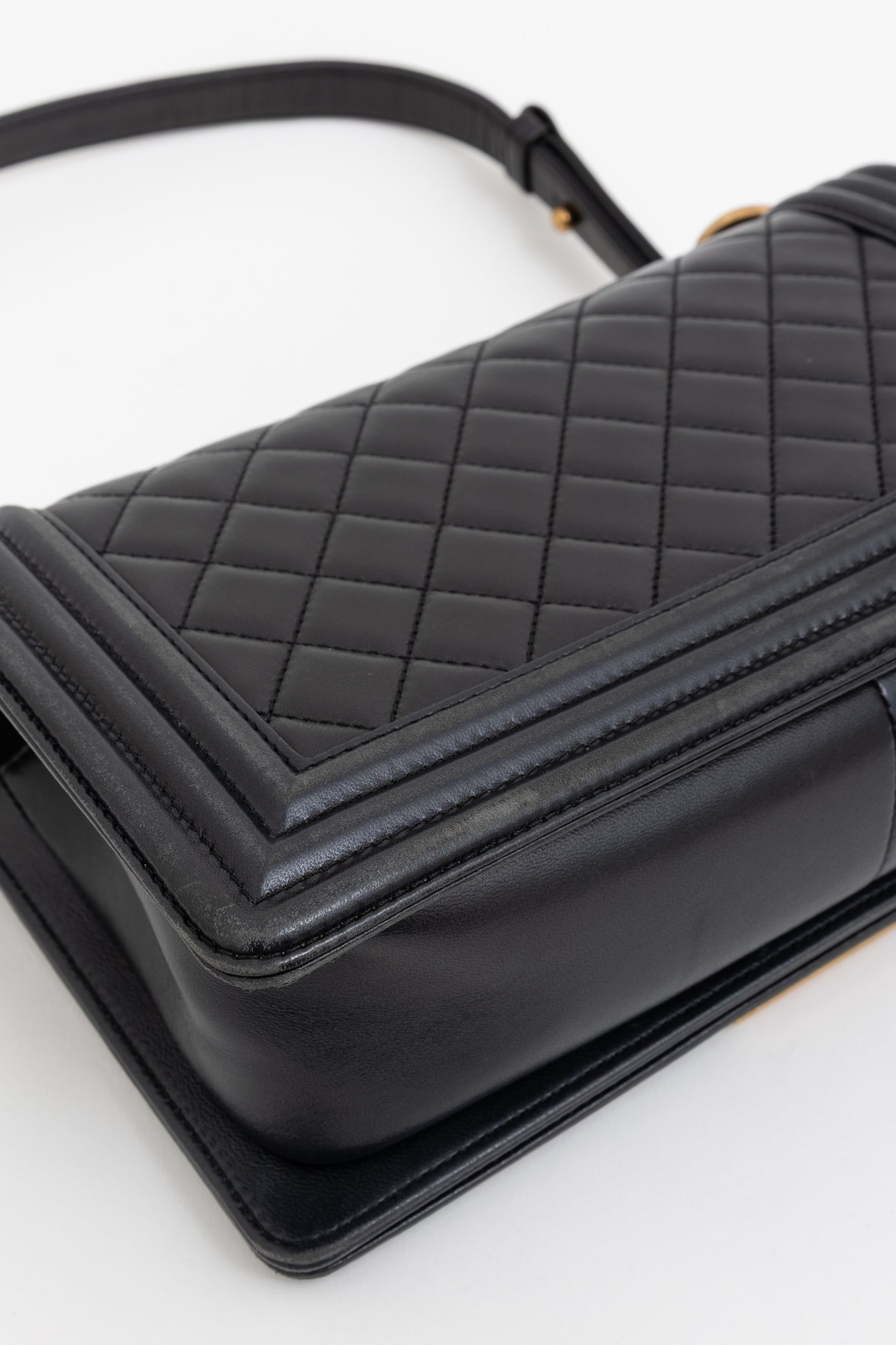 Diamond Quilted Medium Boy Bag