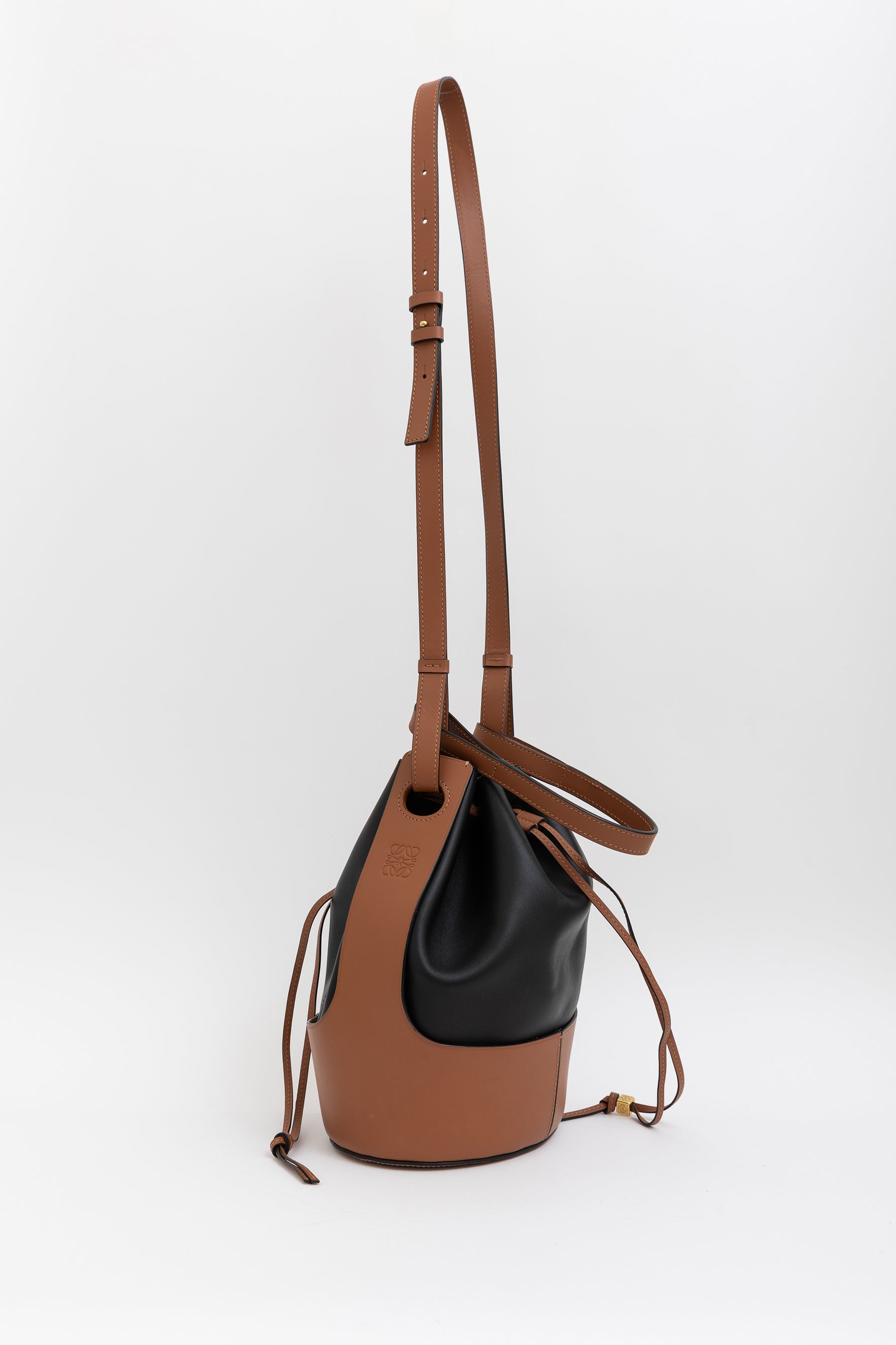 Balloon Bucket Bag