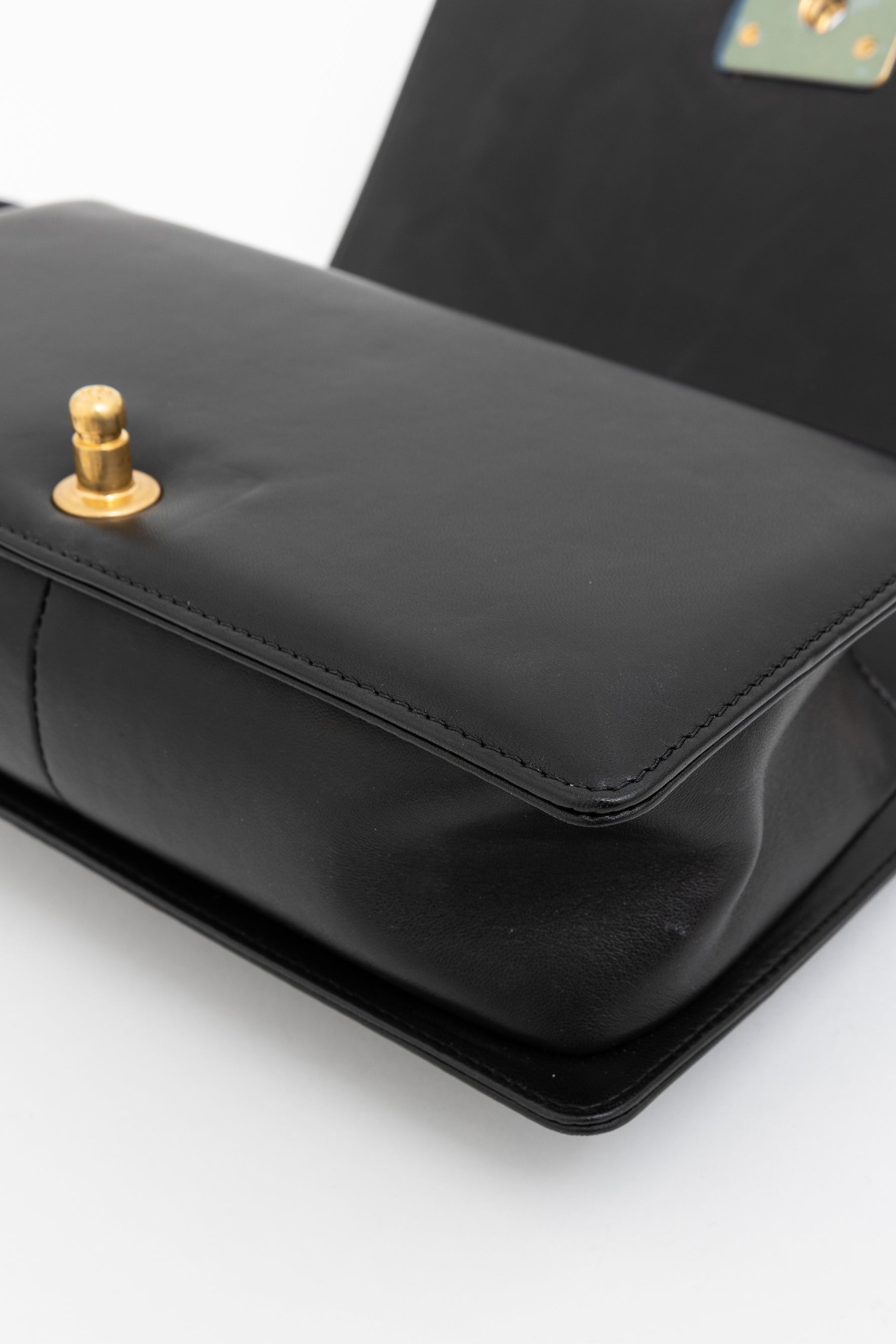 Diamond Quilted Medium Boy Bag