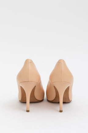 Pointed Pumps