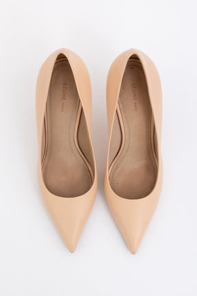 Pointed Pumps