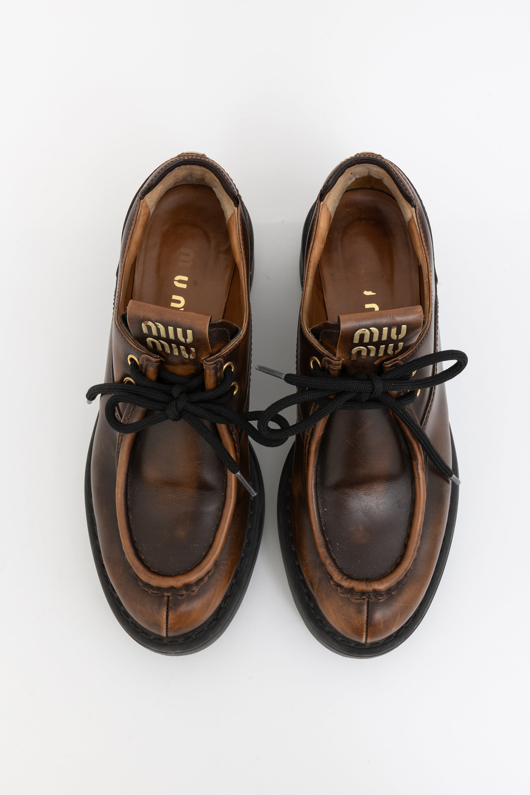 Laced Fumé Leather Shoes