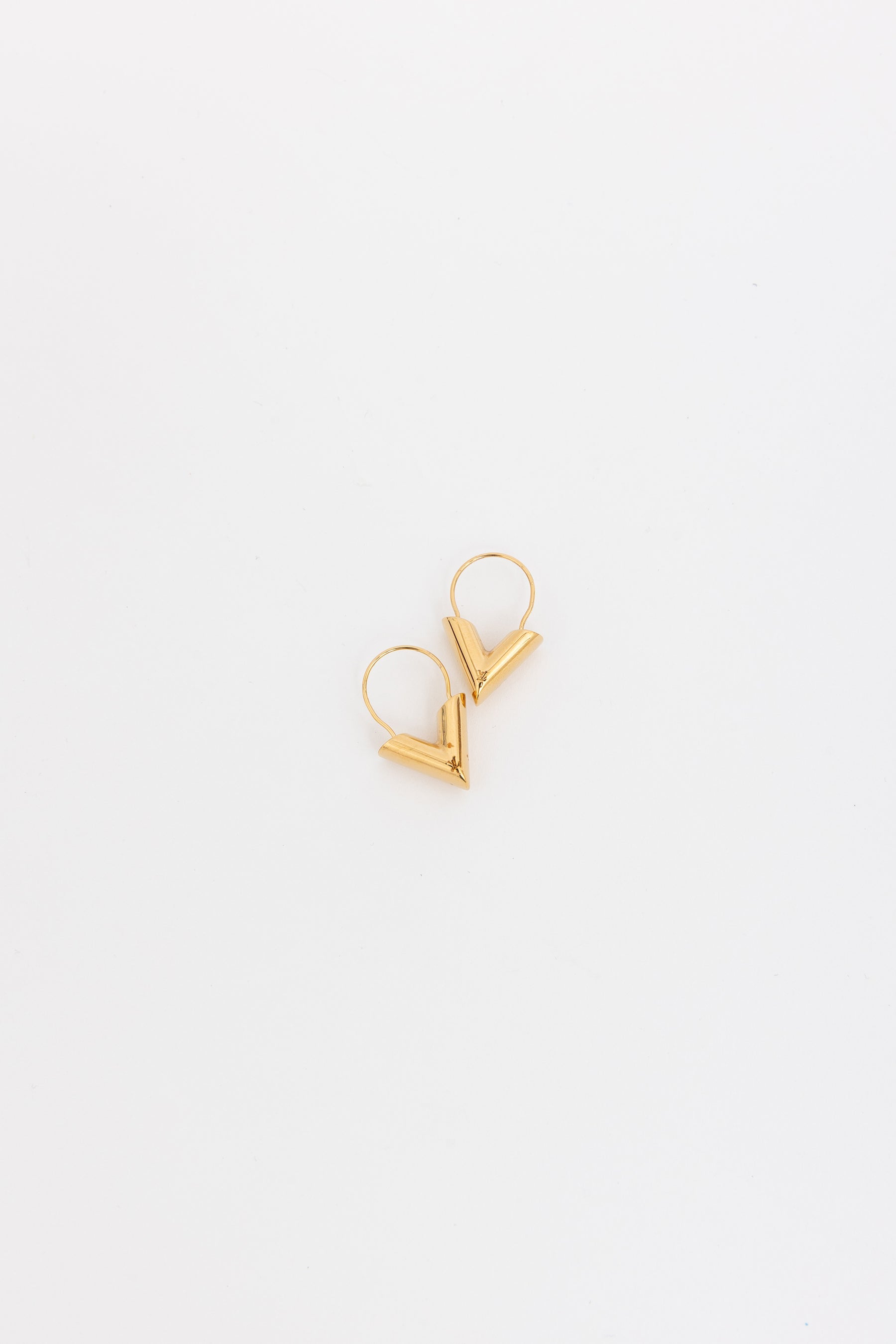 Essential V Hoop Earrings