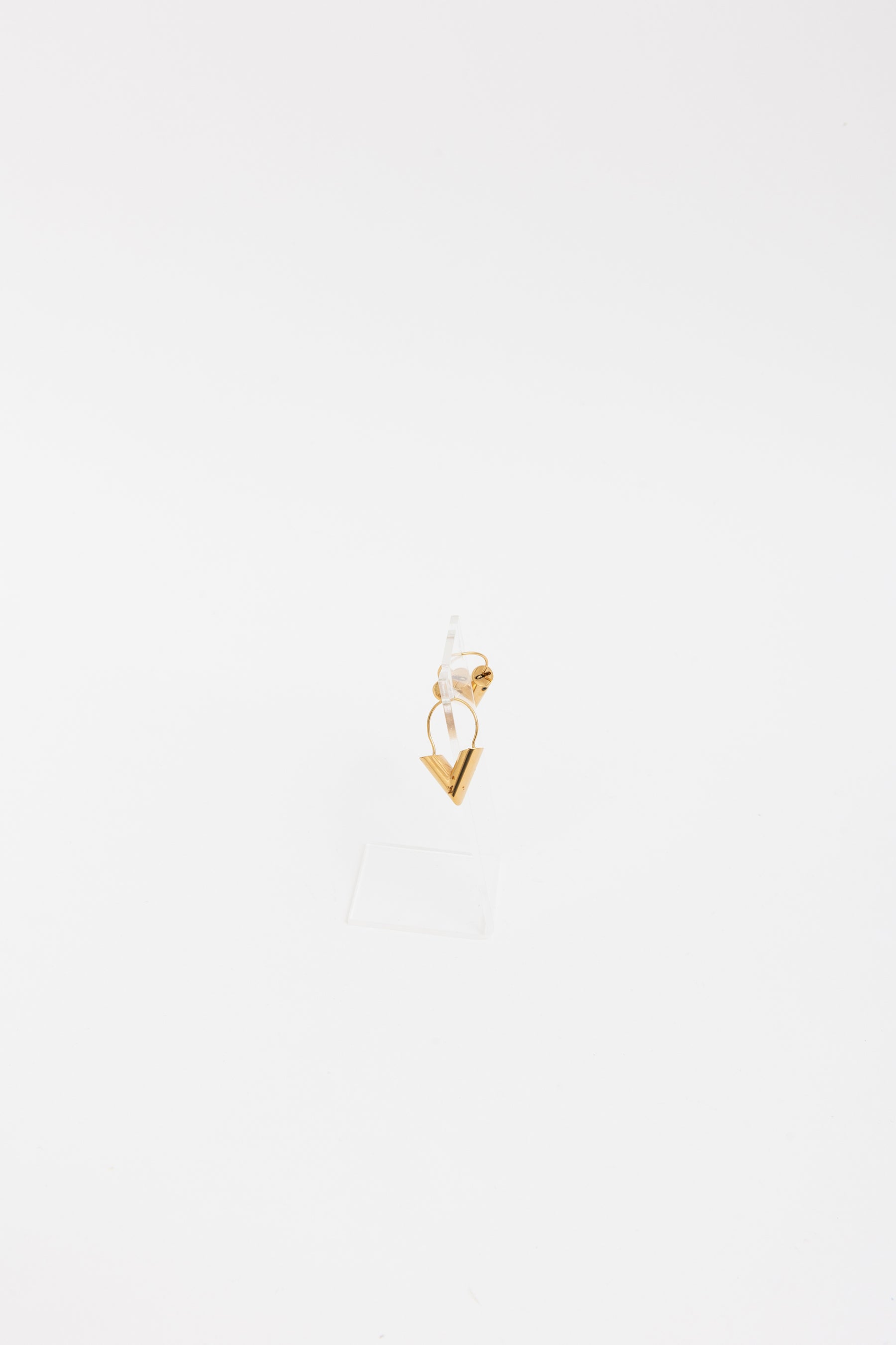 Essential V Hoop Earrings