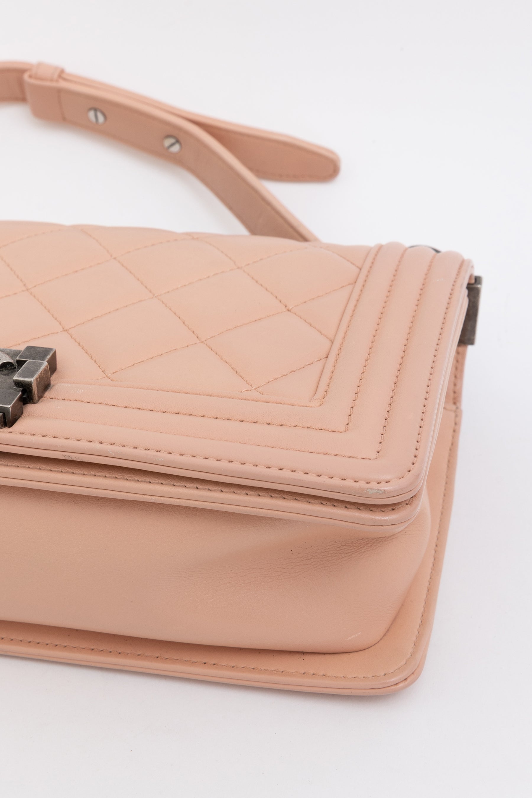 Diamond Quilted Medium Boy Bag