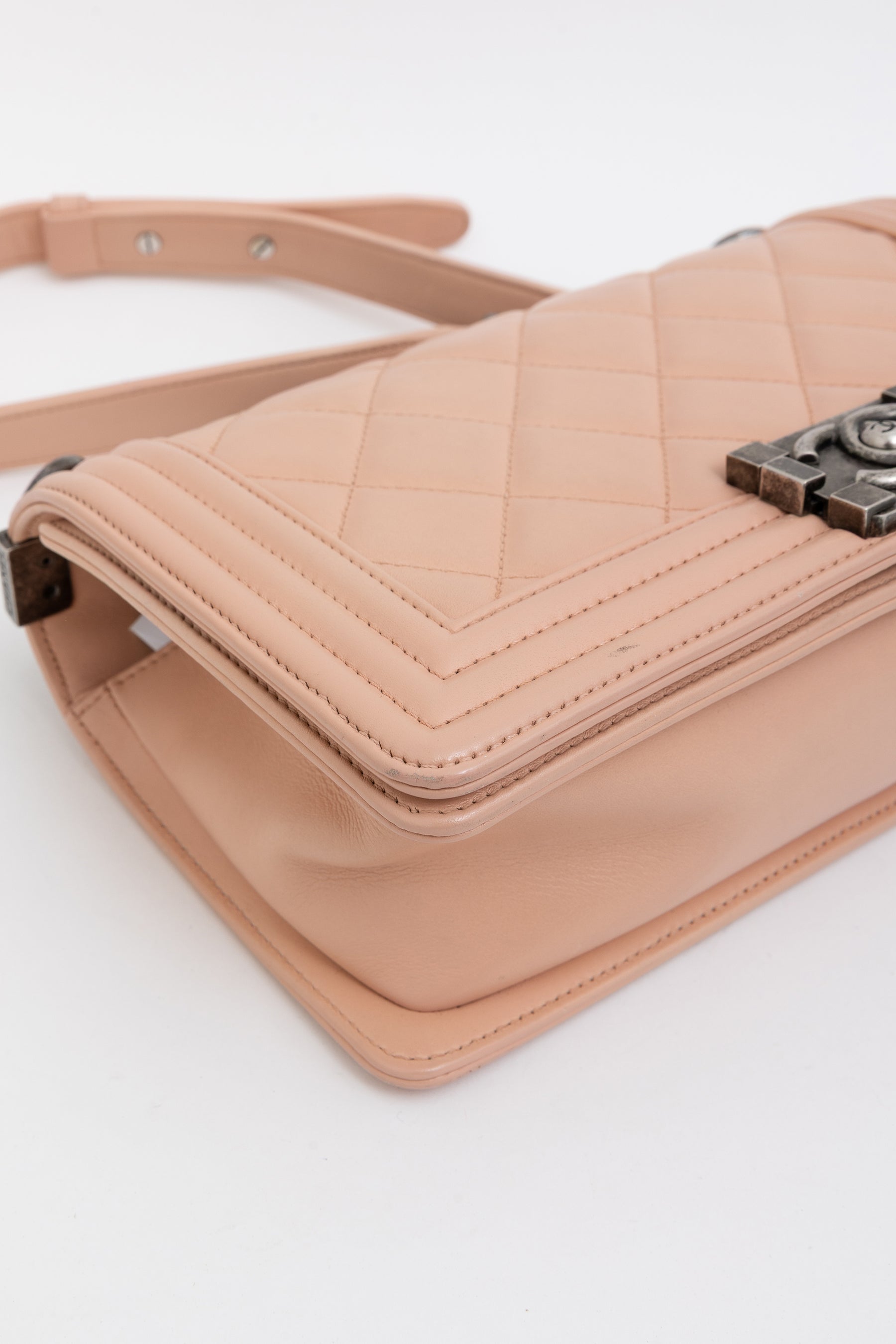 Diamond Quilted Medium Boy Bag