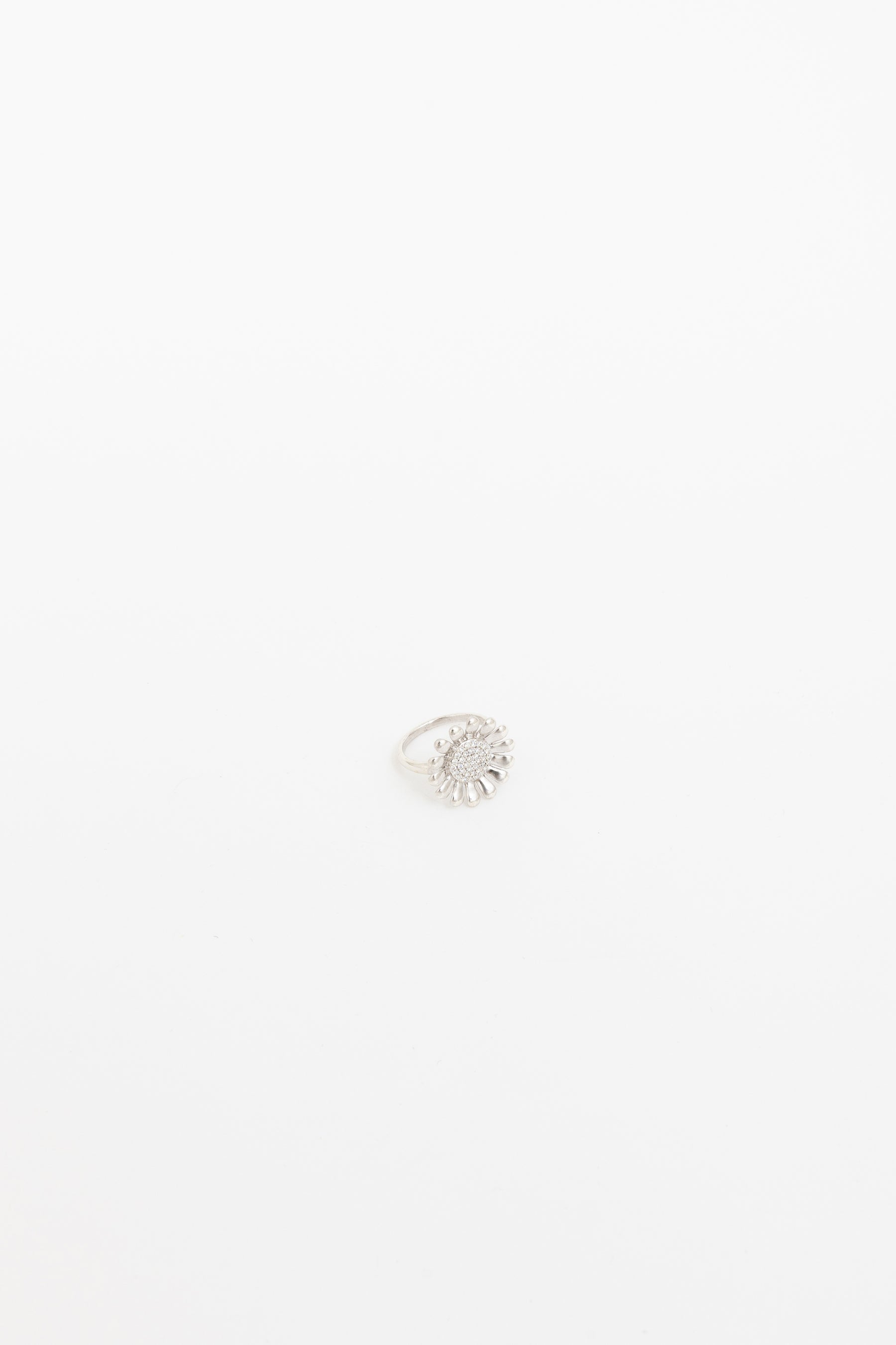 Sunflower Ring with Pavé Diamonds