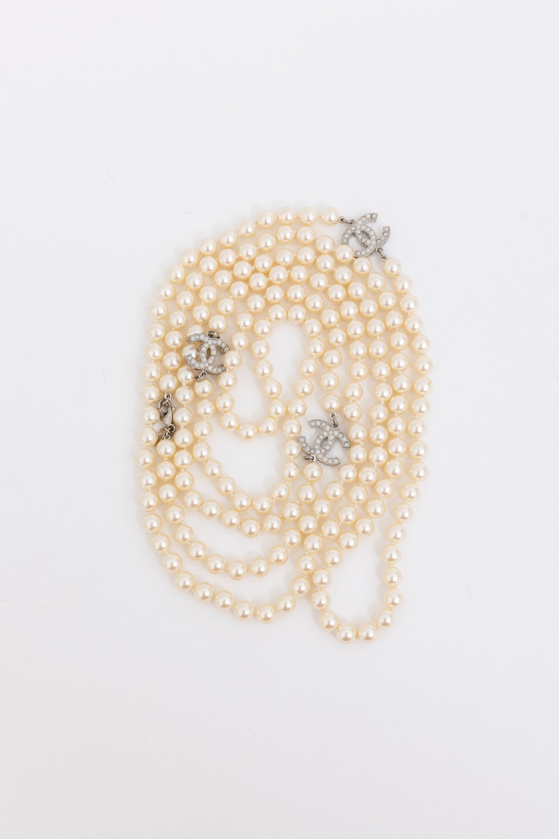 Faux Pearl Sautoir Logo Necklace