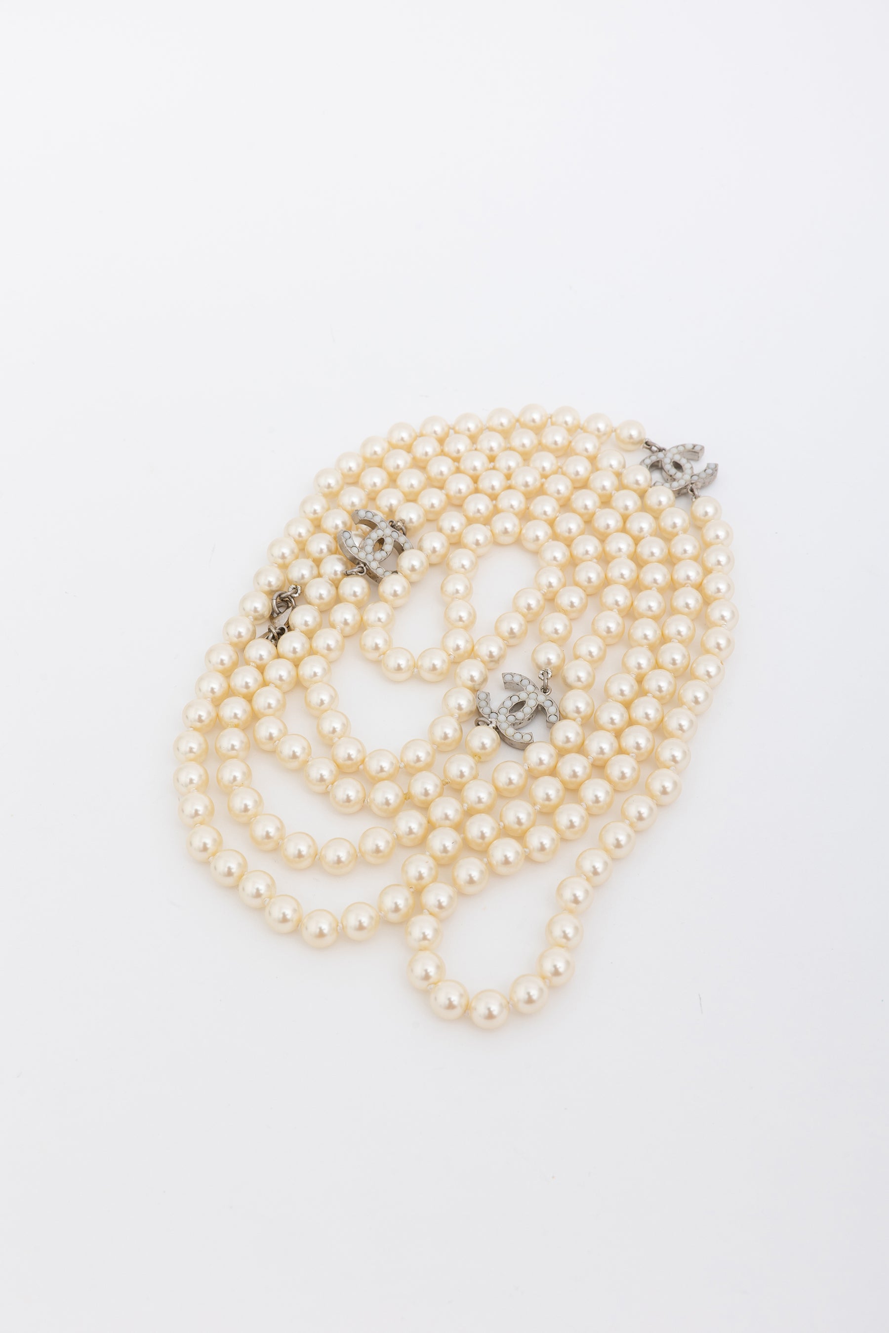 Faux Pearl Sautoir Logo Necklace