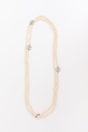 Faux Pearl Sautoir Logo Necklace
