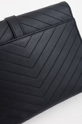 Medium Envelope Shoulder Bag