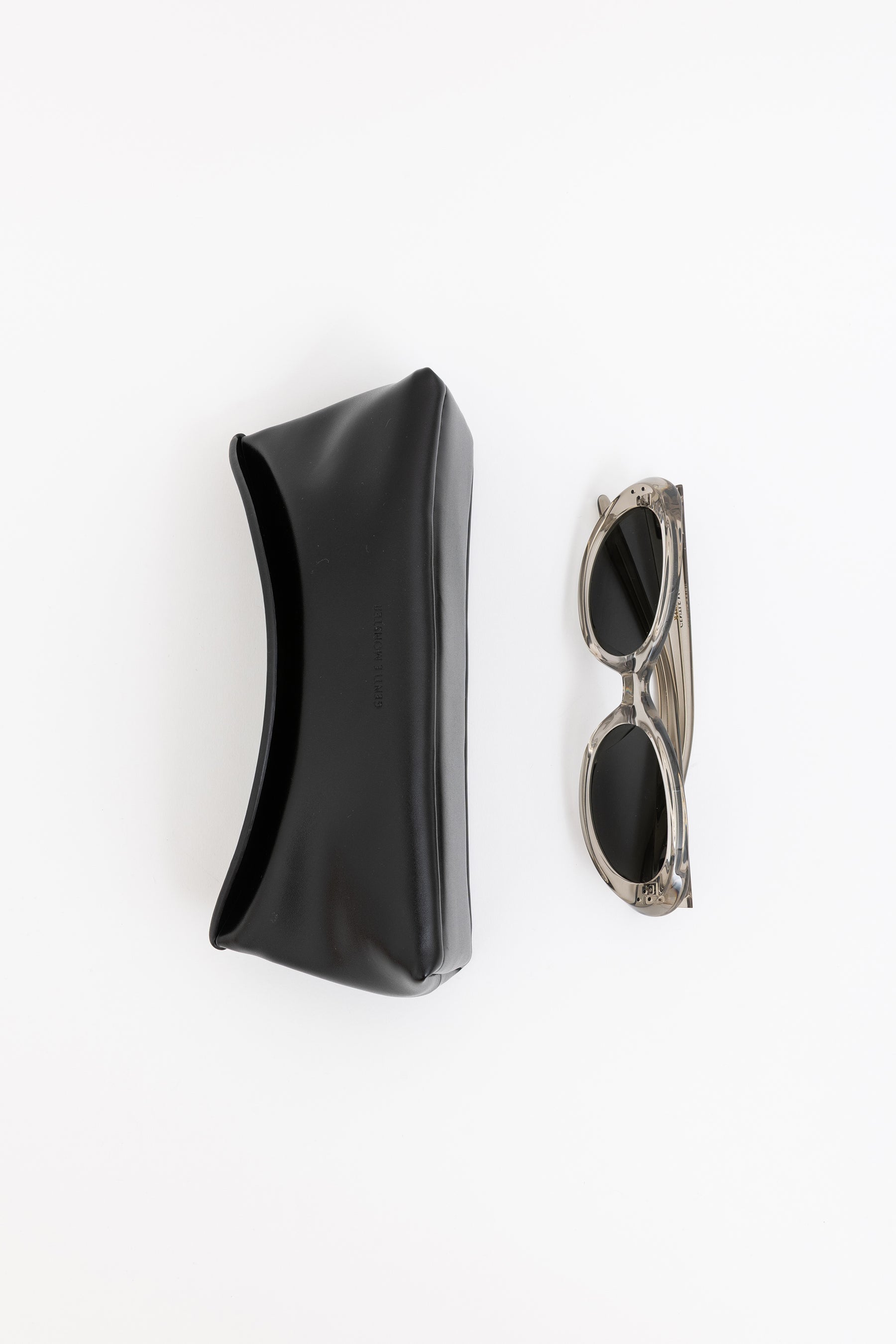 Dada BRC11 Oval Sunglasses