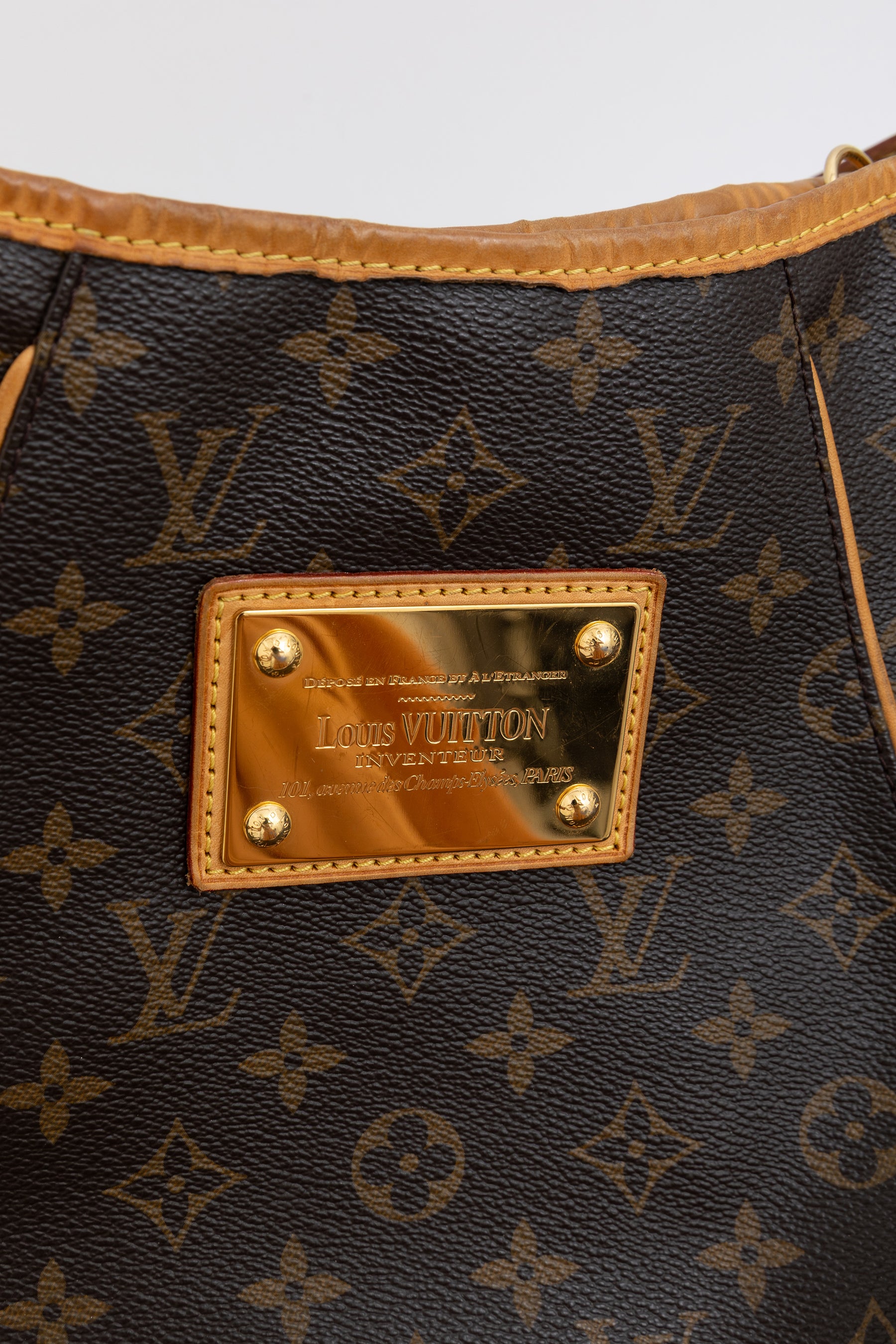 Galliera PM Shoulder Bag