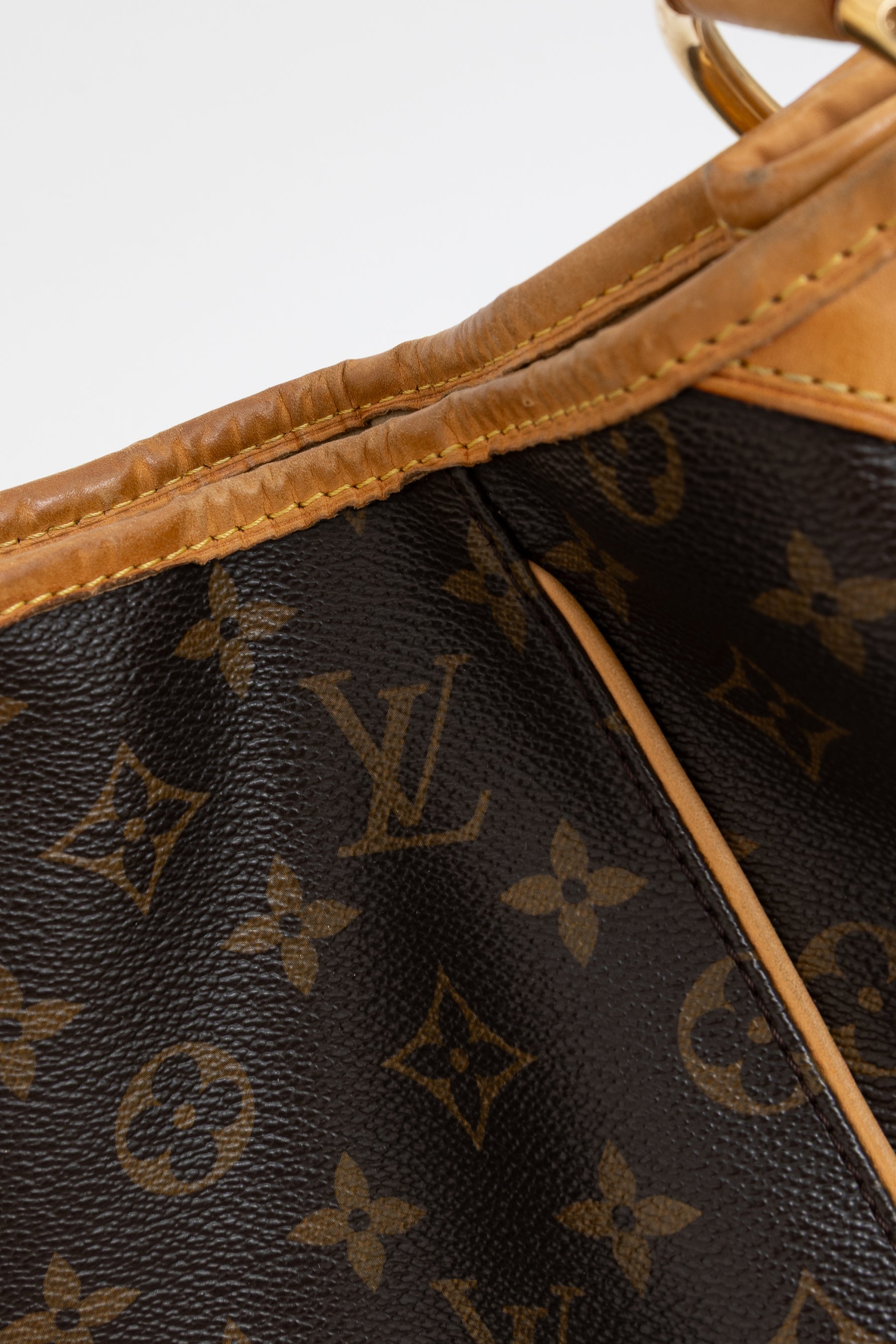 Galliera PM Shoulder Bag